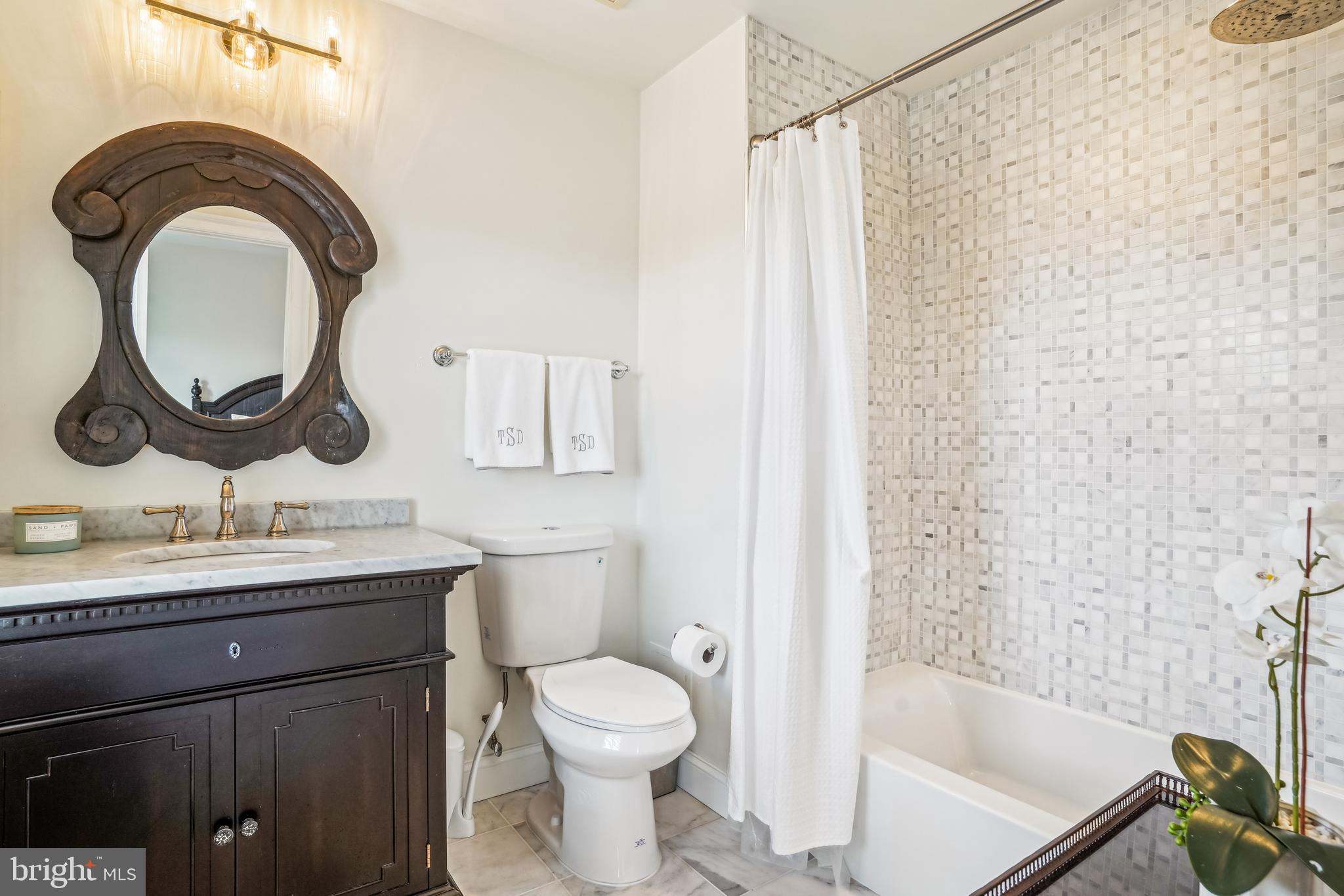 ROKEBY FARM - Residential