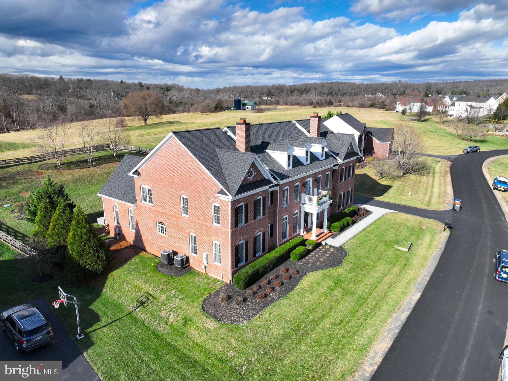 ROKEBY FARM - Residential