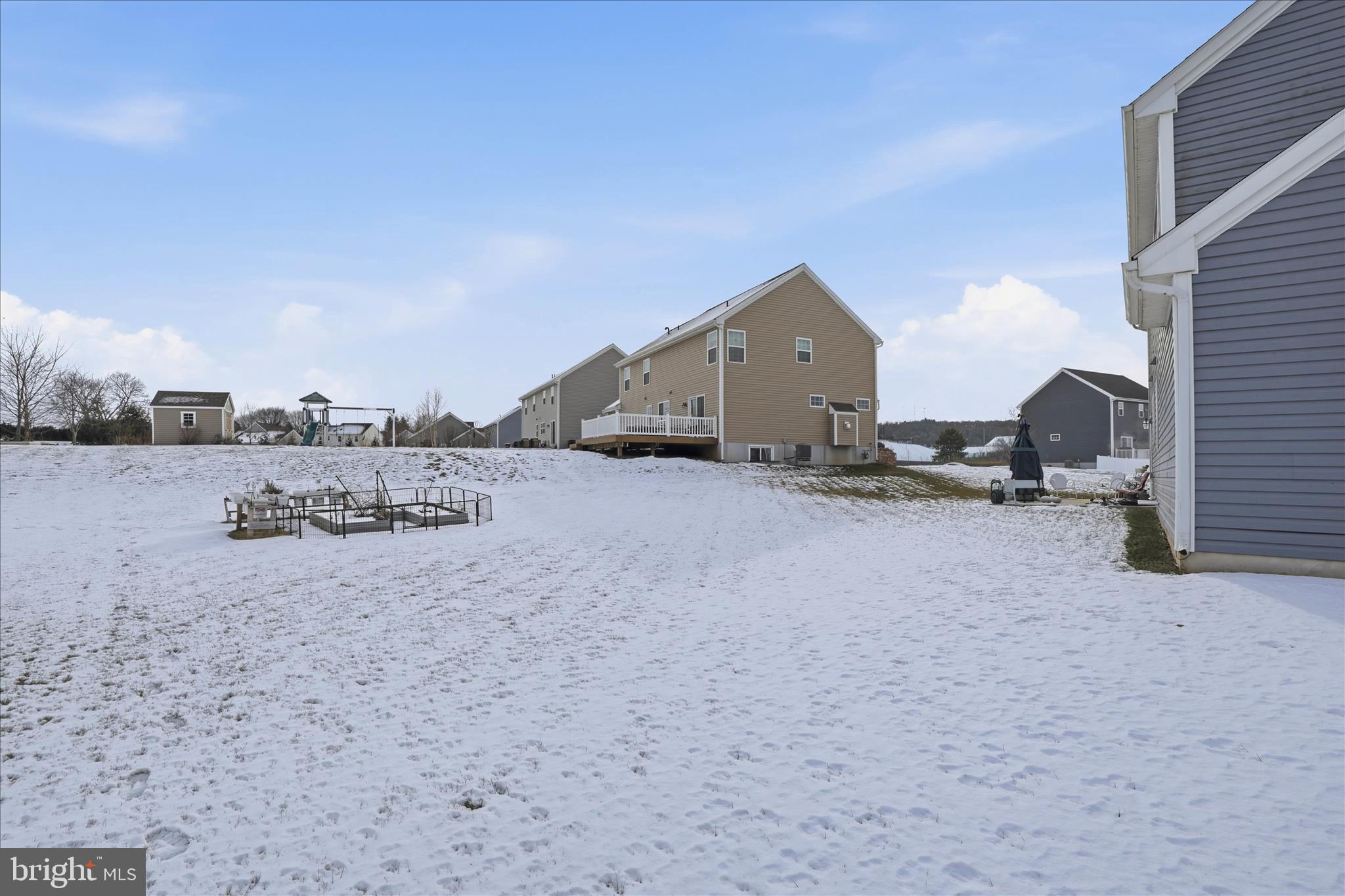 AUTUMN HILLS - Residential