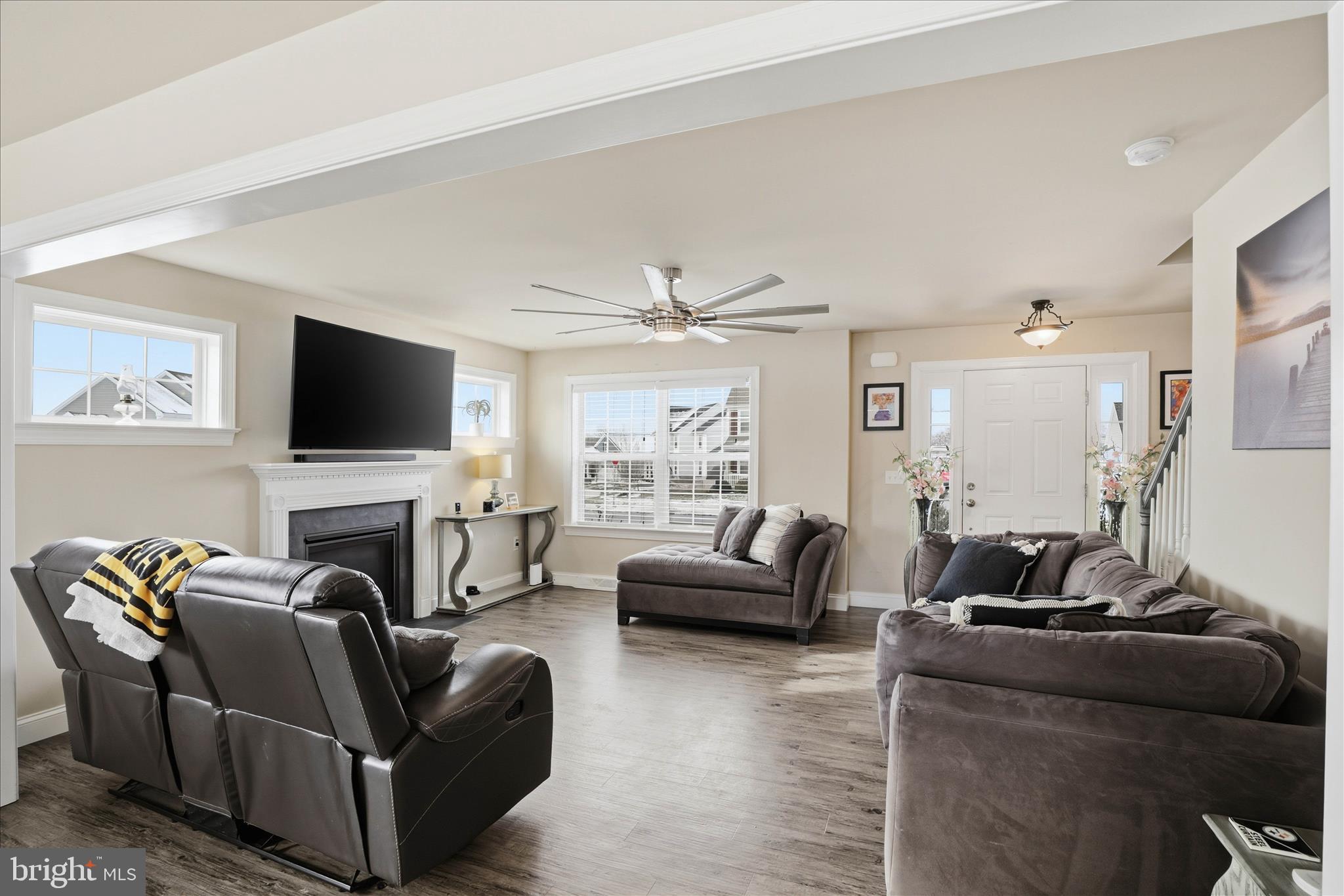 AUTUMN HILLS - Residential