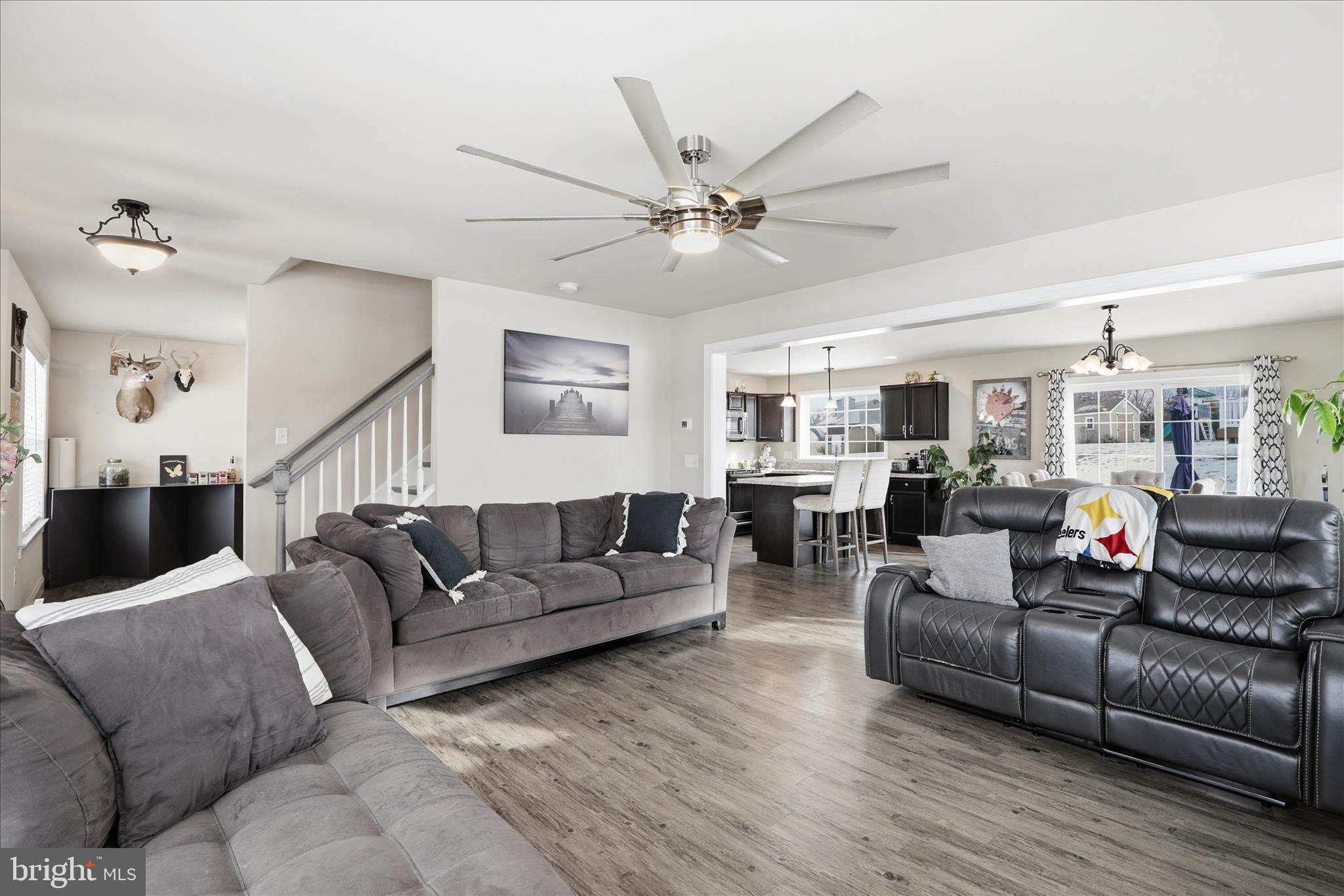 AUTUMN HILLS - Residential