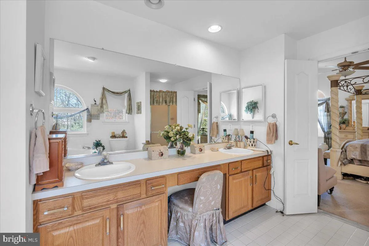 Sewell, New Jersey 08080, United States, 4 Bedrooms Bedrooms, ,3 BathroomsBathrooms,Residential,Active,108049