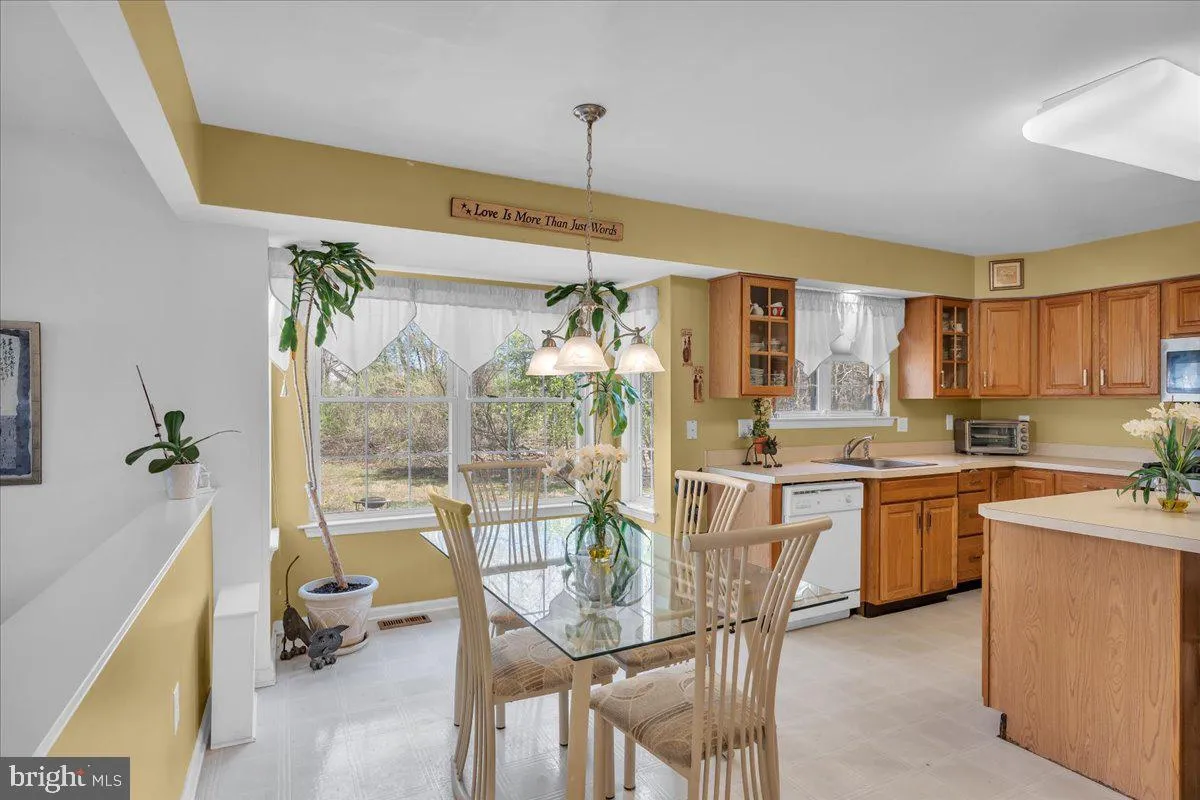 Sewell, New Jersey 08080, United States, 4 Bedrooms Bedrooms, ,3 BathroomsBathrooms,Residential,Active,108049