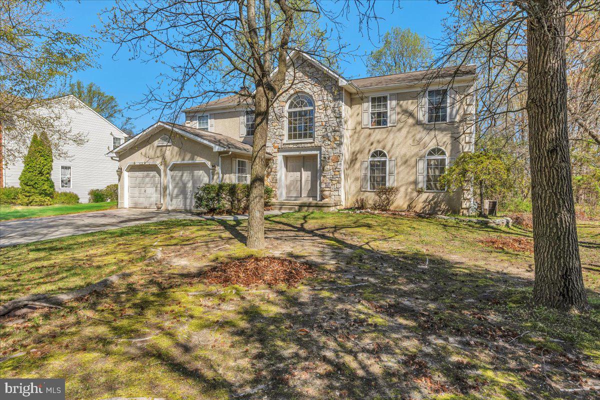 16 ARMITAGE COURT