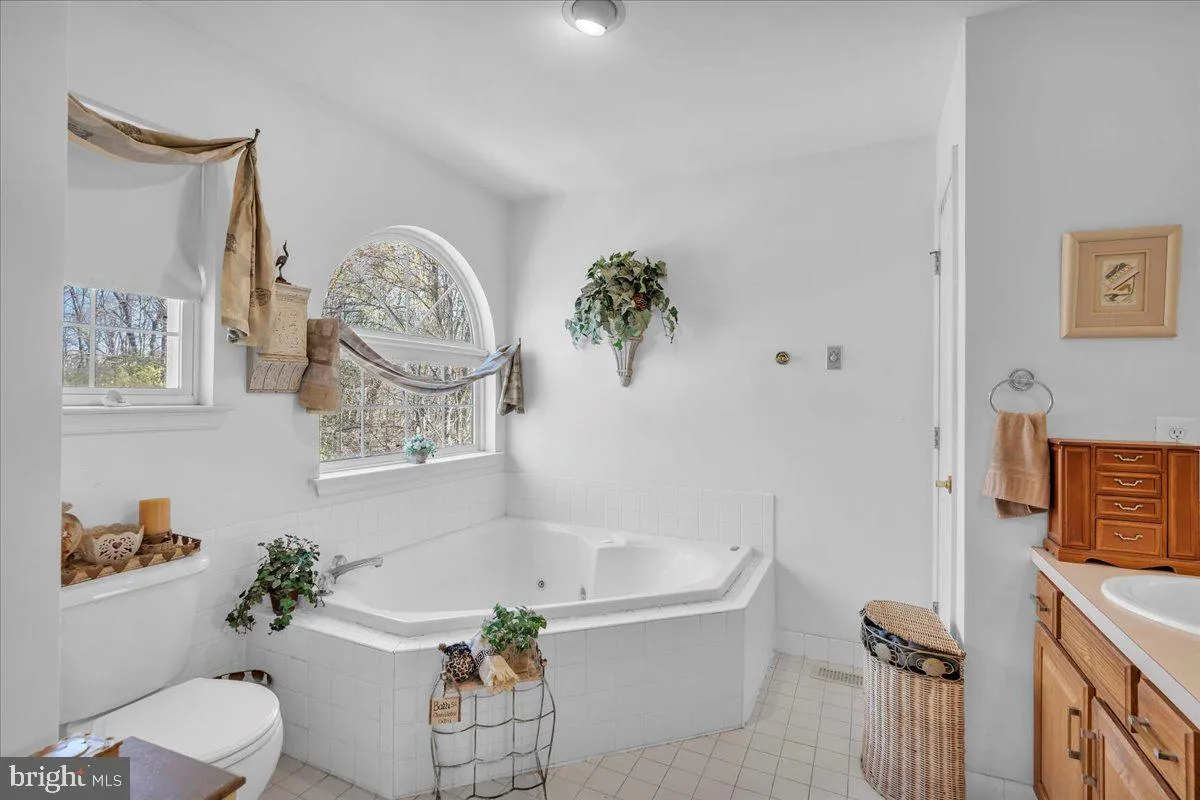 Sewell, New Jersey 08080, United States, 4 Bedrooms Bedrooms, ,3 BathroomsBathrooms,Residential,Active,108049