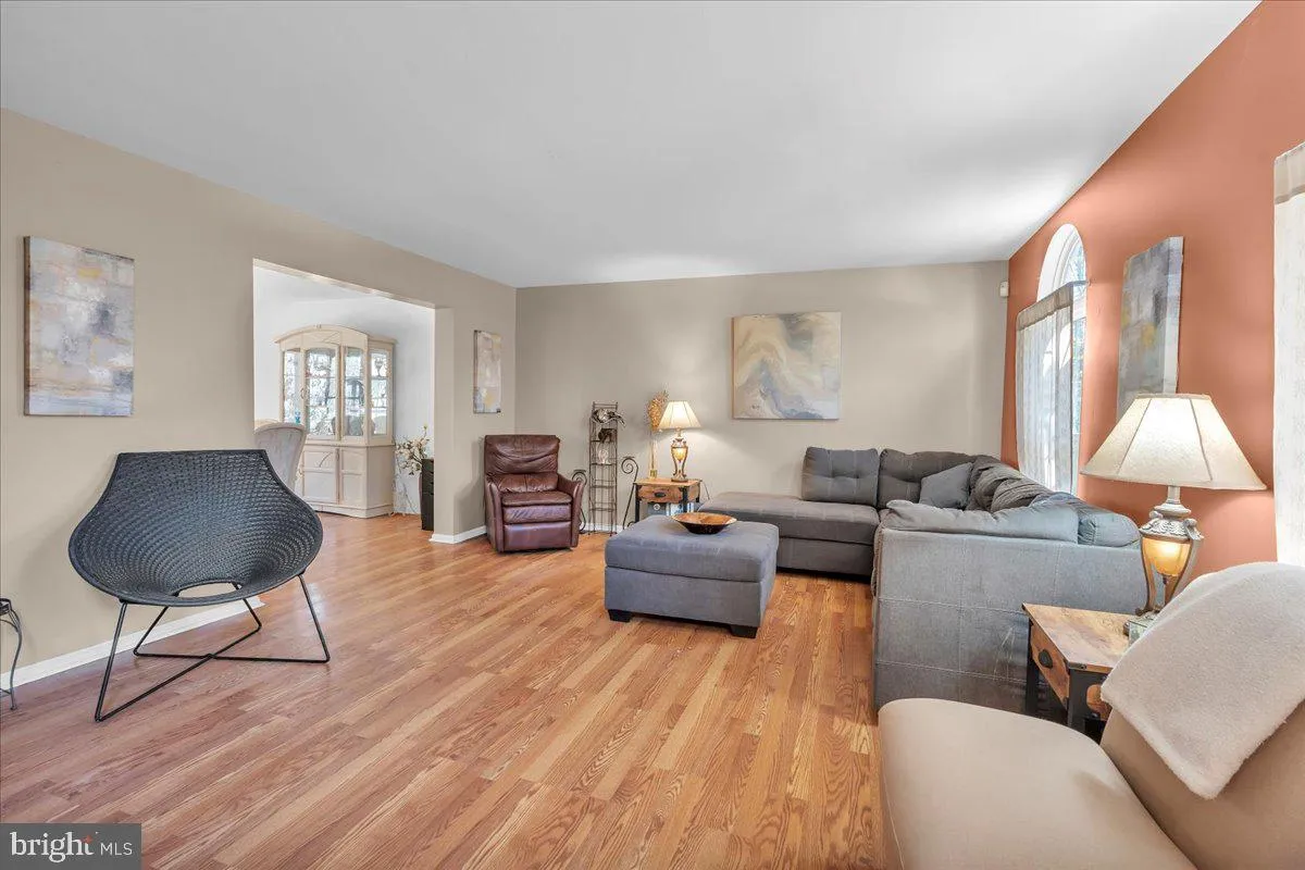 Sewell, New Jersey 08080, United States, 4 Bedrooms Bedrooms, ,3 BathroomsBathrooms,Residential,Active,108049