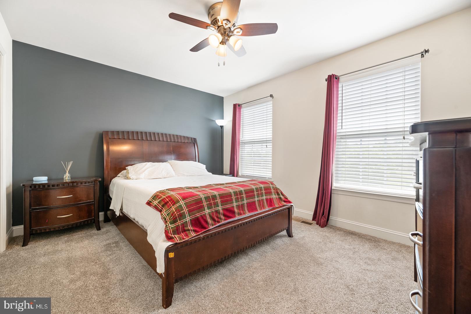 TRIANGLE HIGHLANDS CONDO - Residential