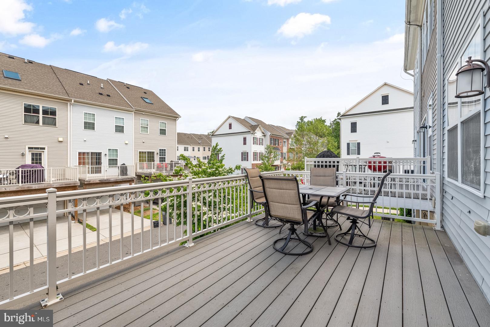 TRIANGLE HIGHLANDS CONDO - Residential