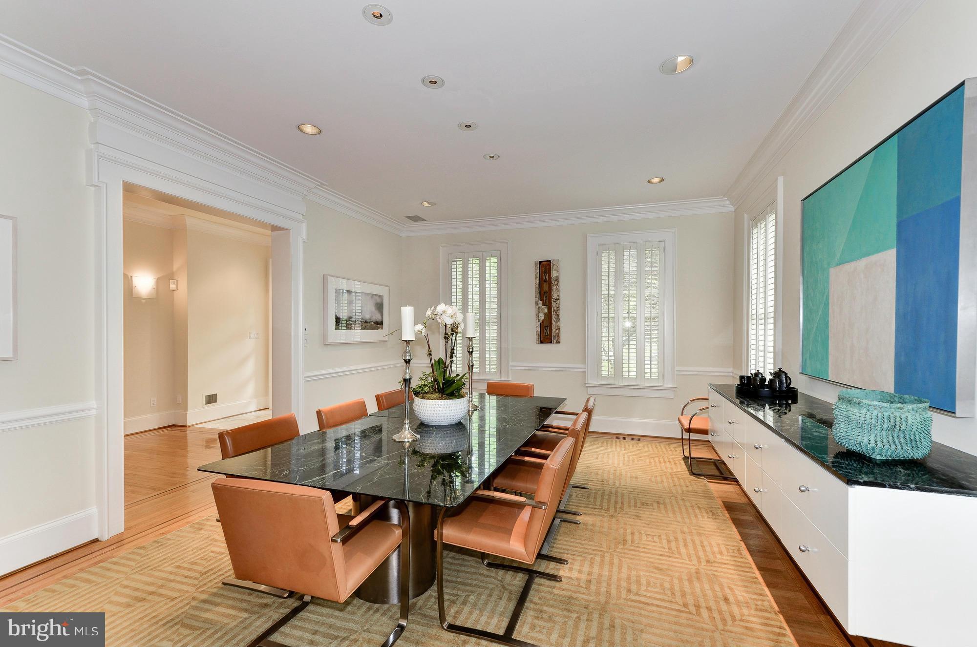 FOREST HILLS - Residential