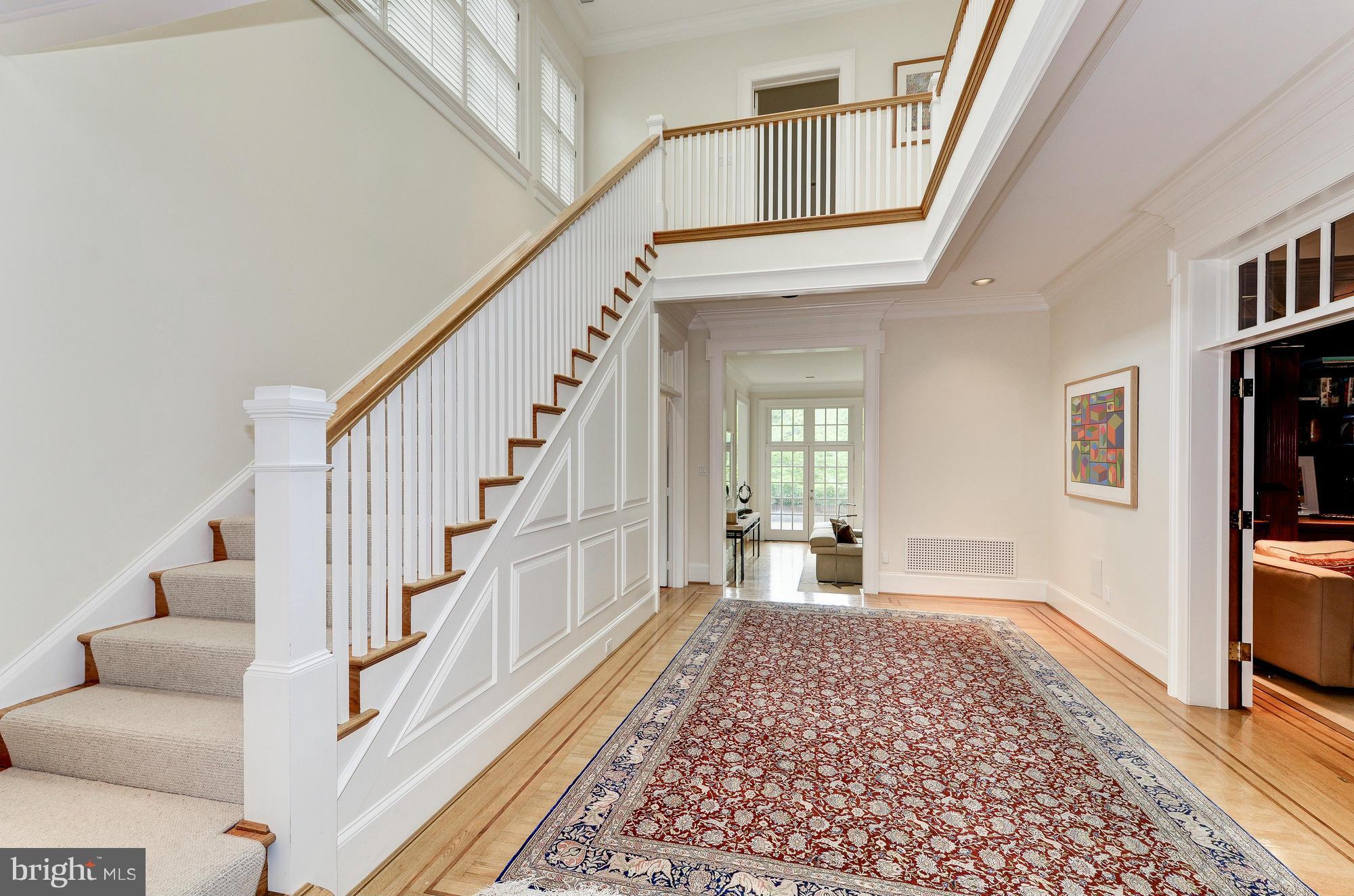 FOREST HILLS - Residential