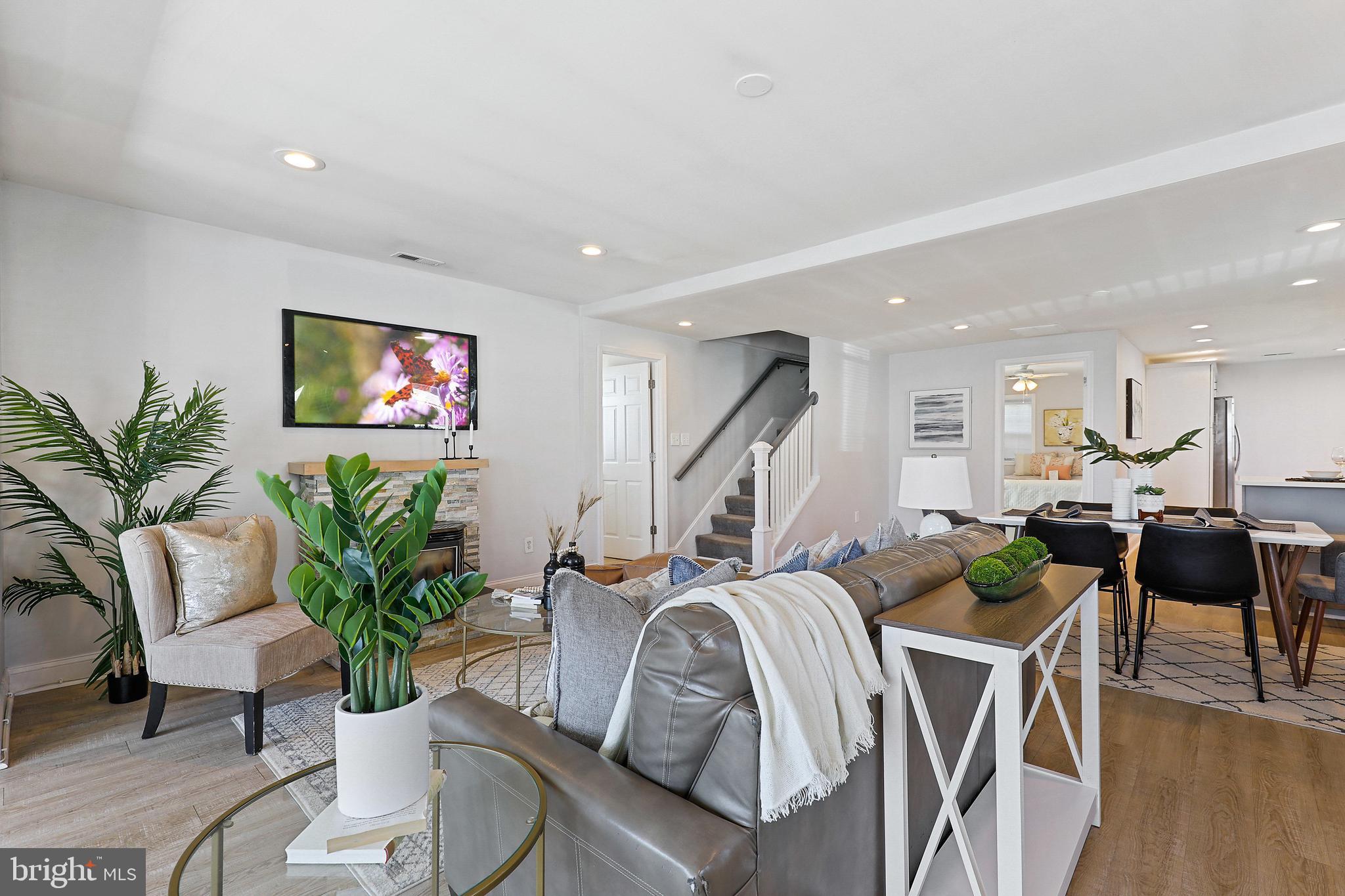 TWIN RIVER BEACH - Residential