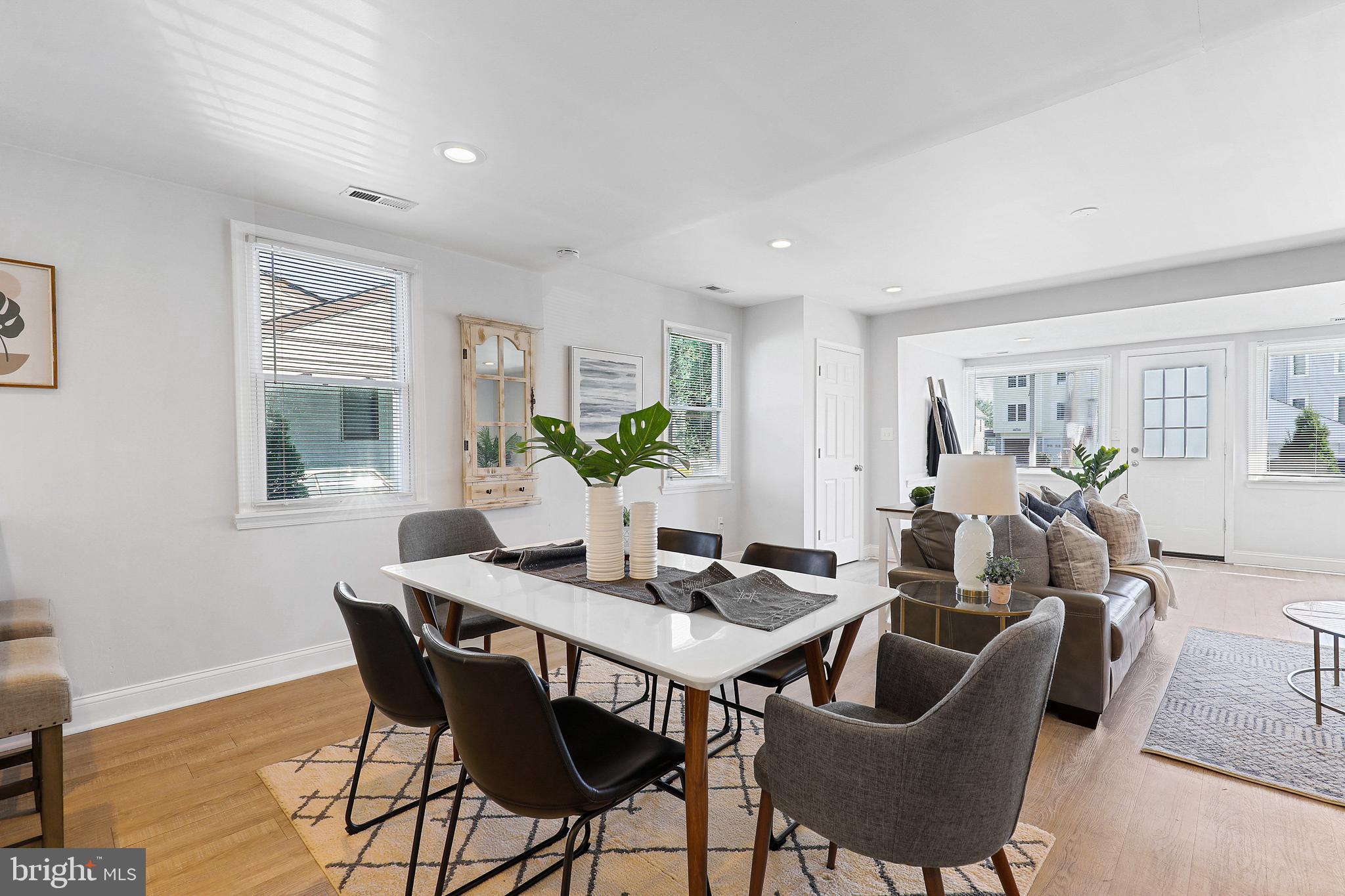 TWIN RIVER BEACH - Residential