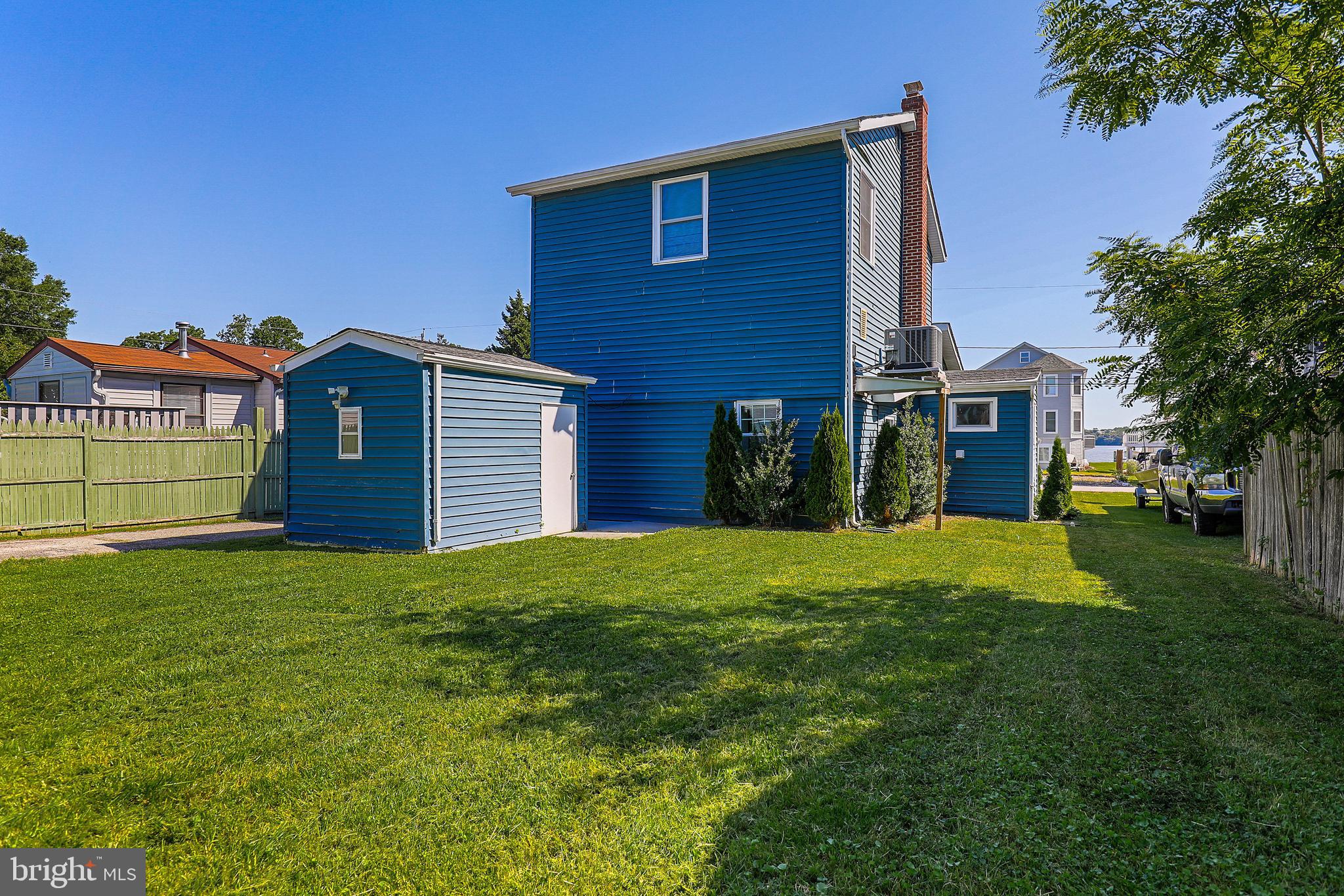 TWIN RIVER BEACH - Residential