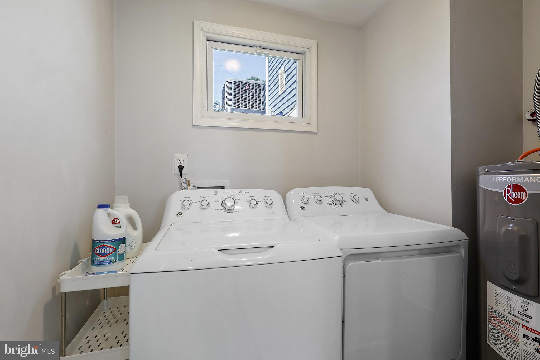 TWIN RIVER BEACH - Residential