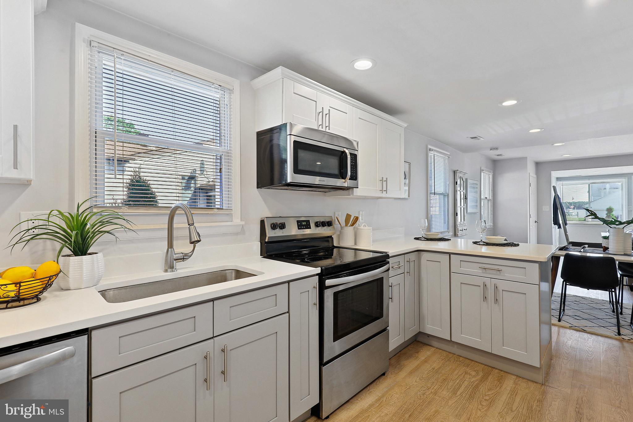 TWIN RIVER BEACH - Residential