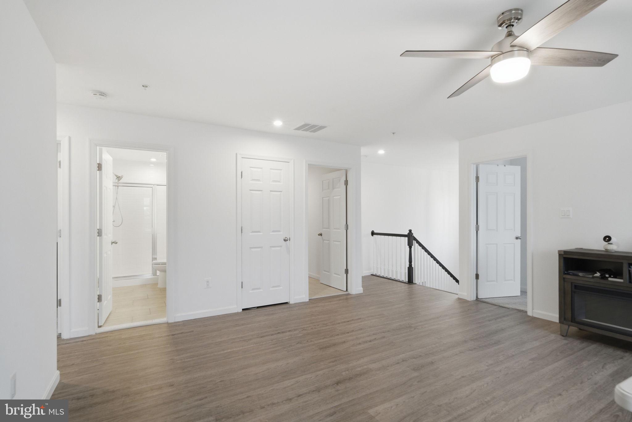 HAGERS CROSSING - Residential