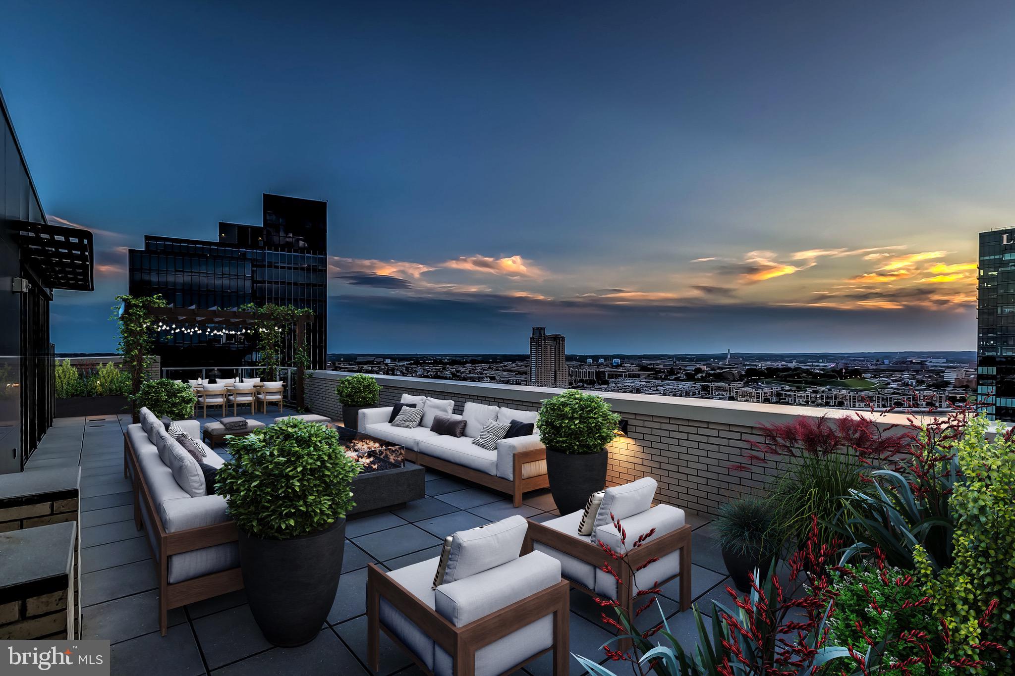 HARBOR EAST - Residential