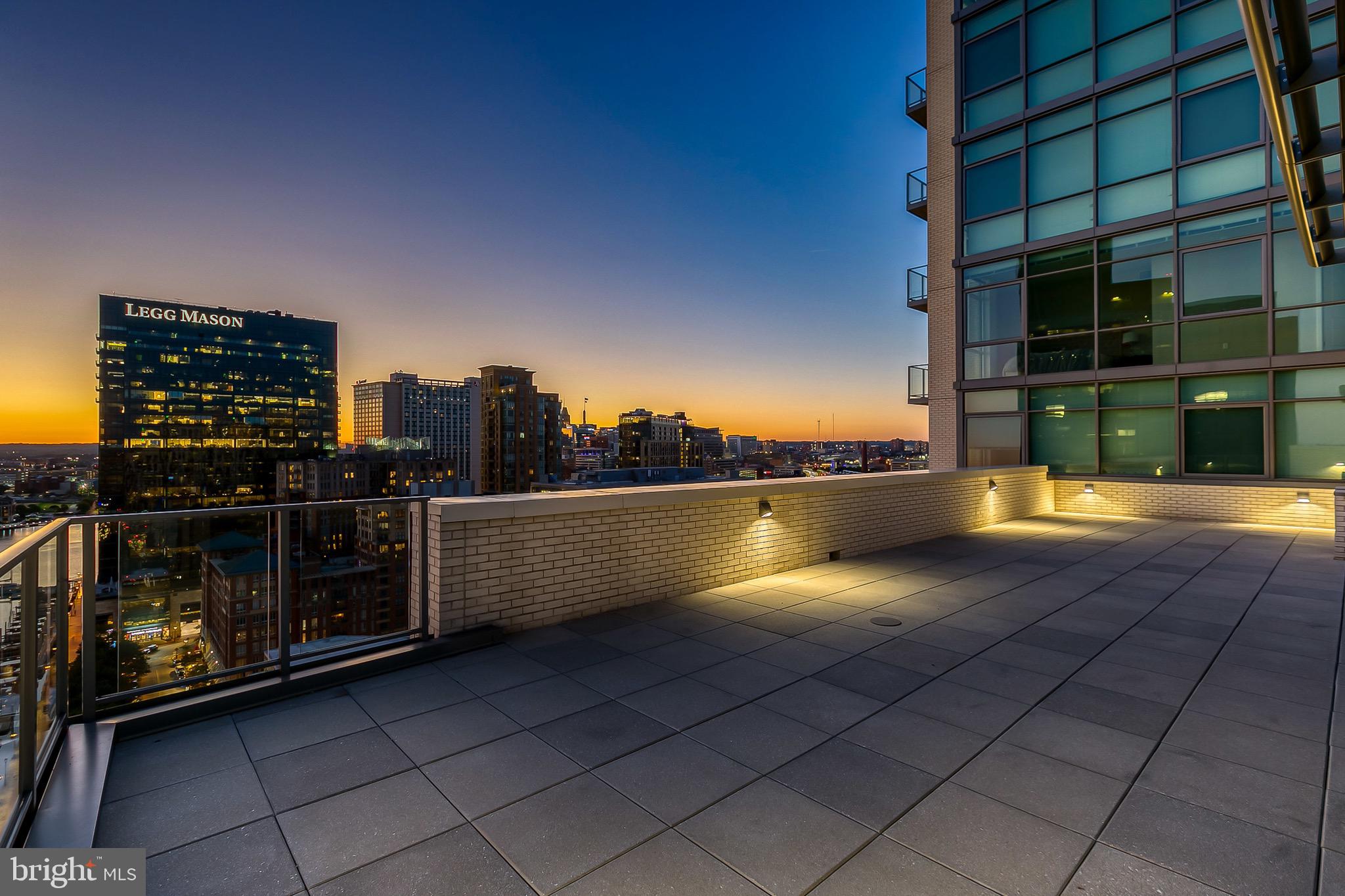 HARBOR EAST - Residential