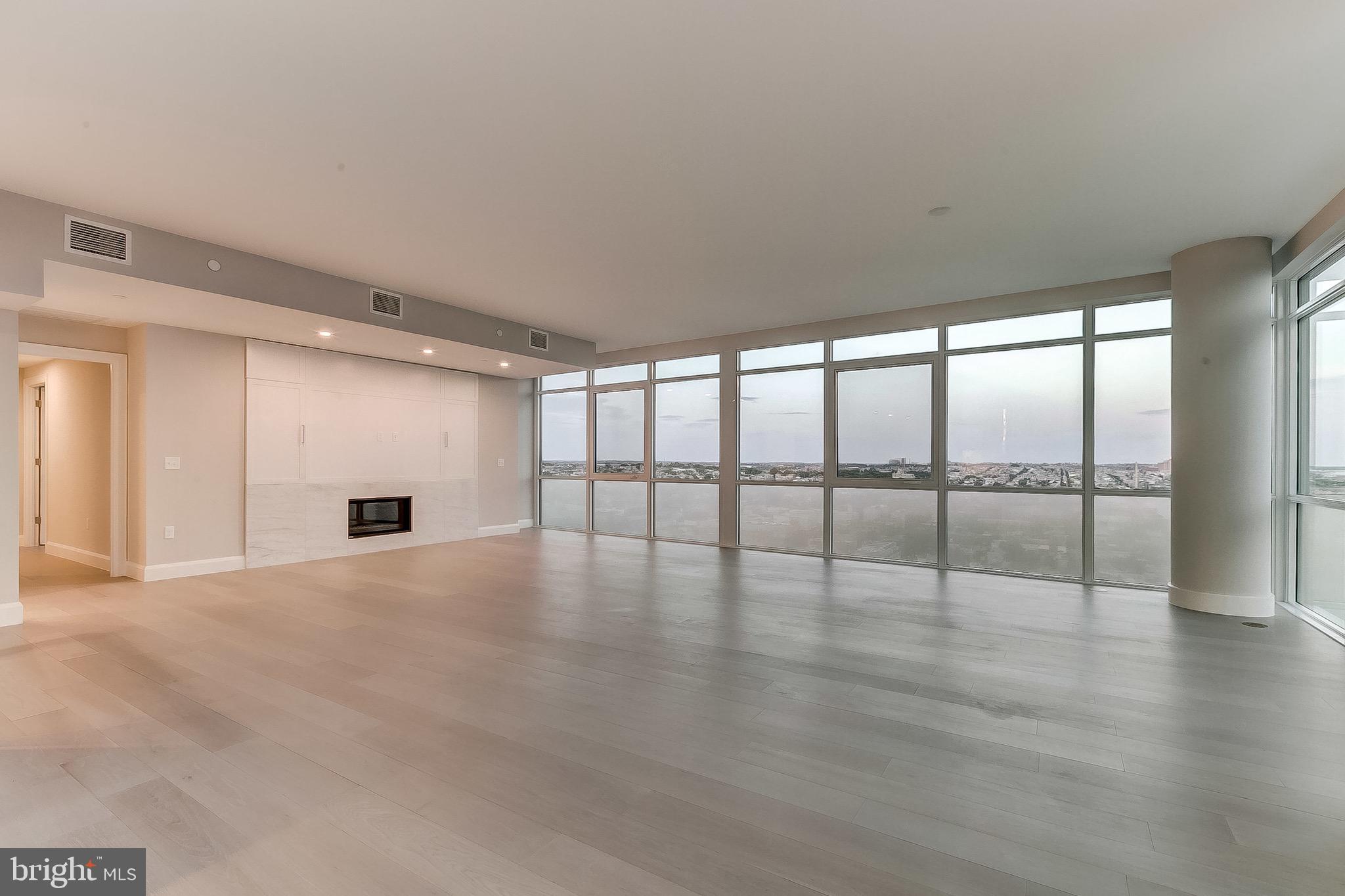 HARBOR EAST - Residential