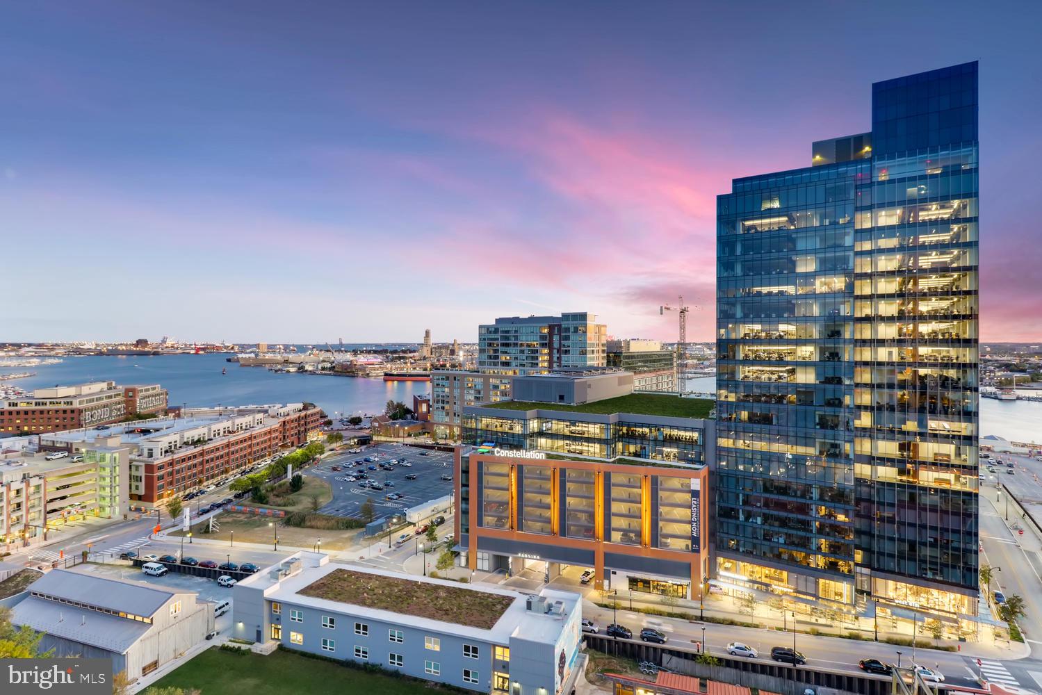 HARBOR EAST - Residential