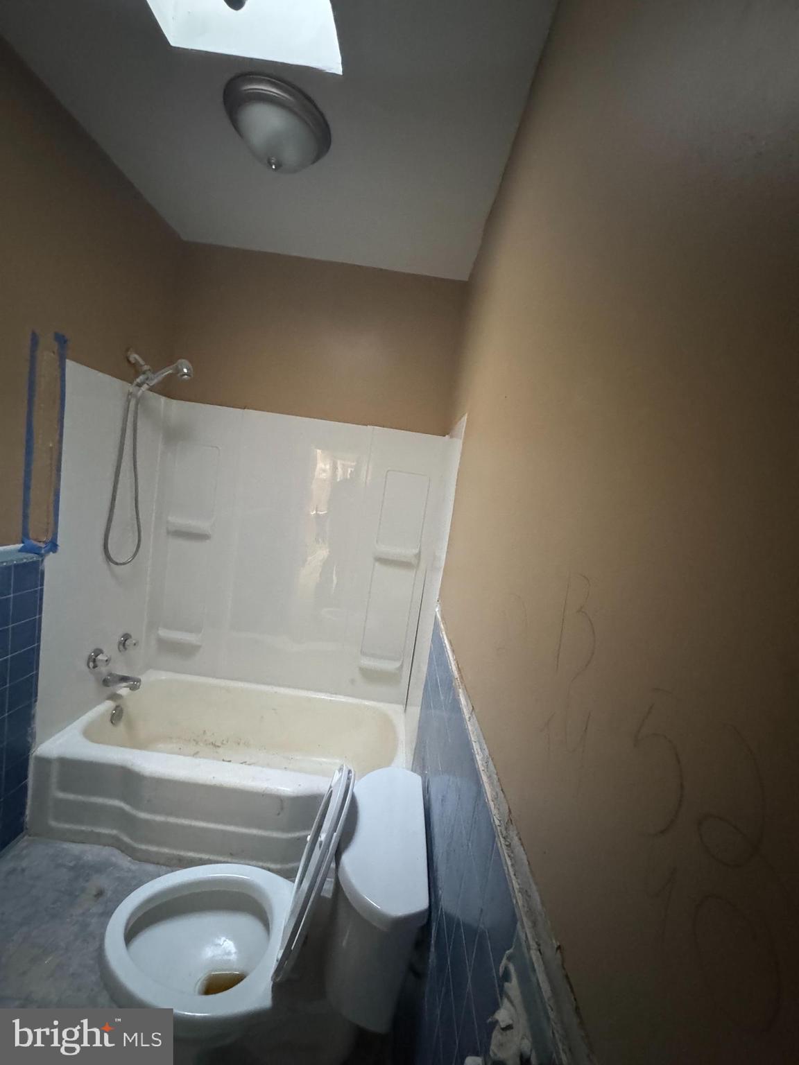 GREENSPRING - Commercial Sale