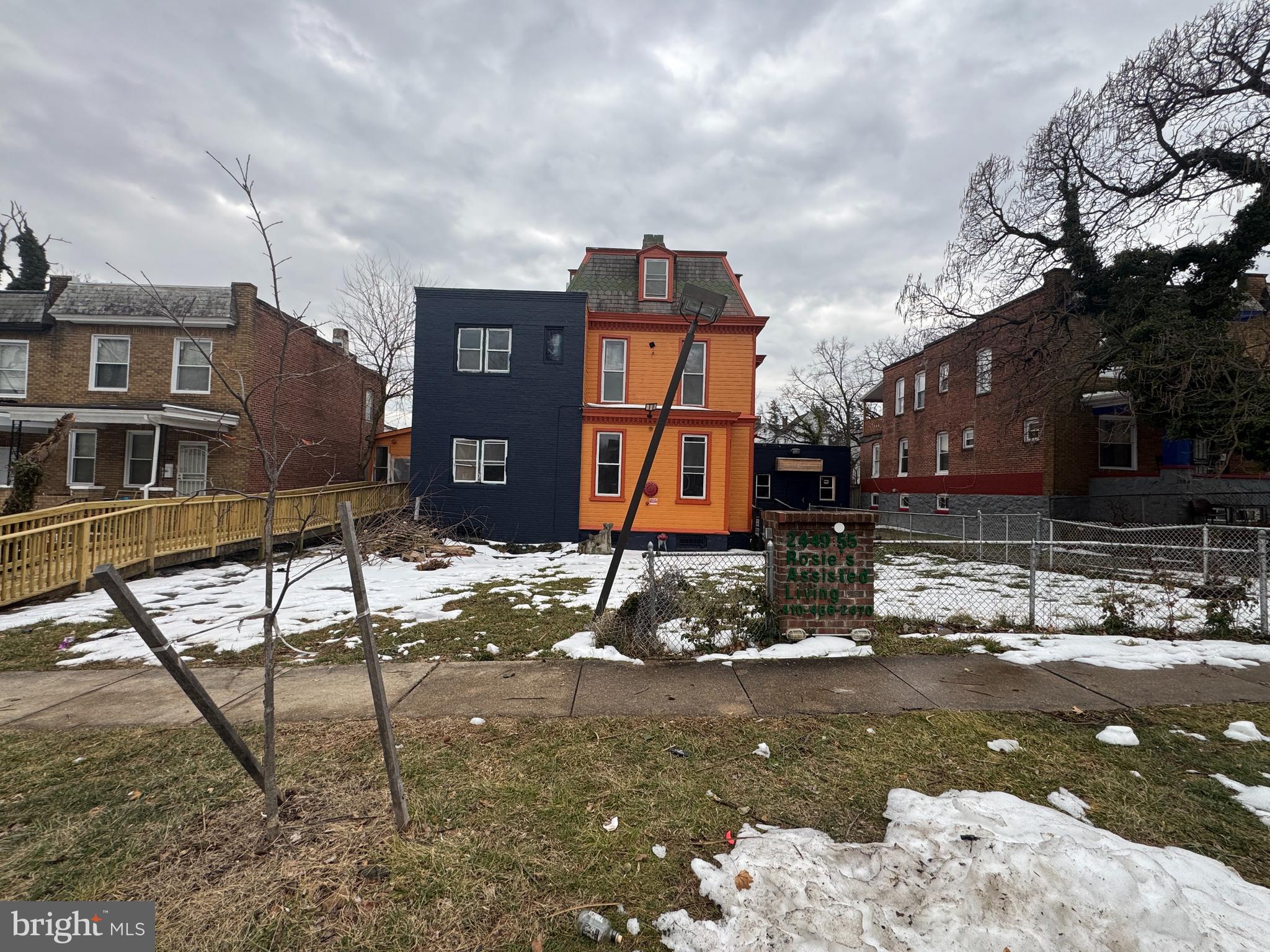 GREENSPRING - Commercial Sale