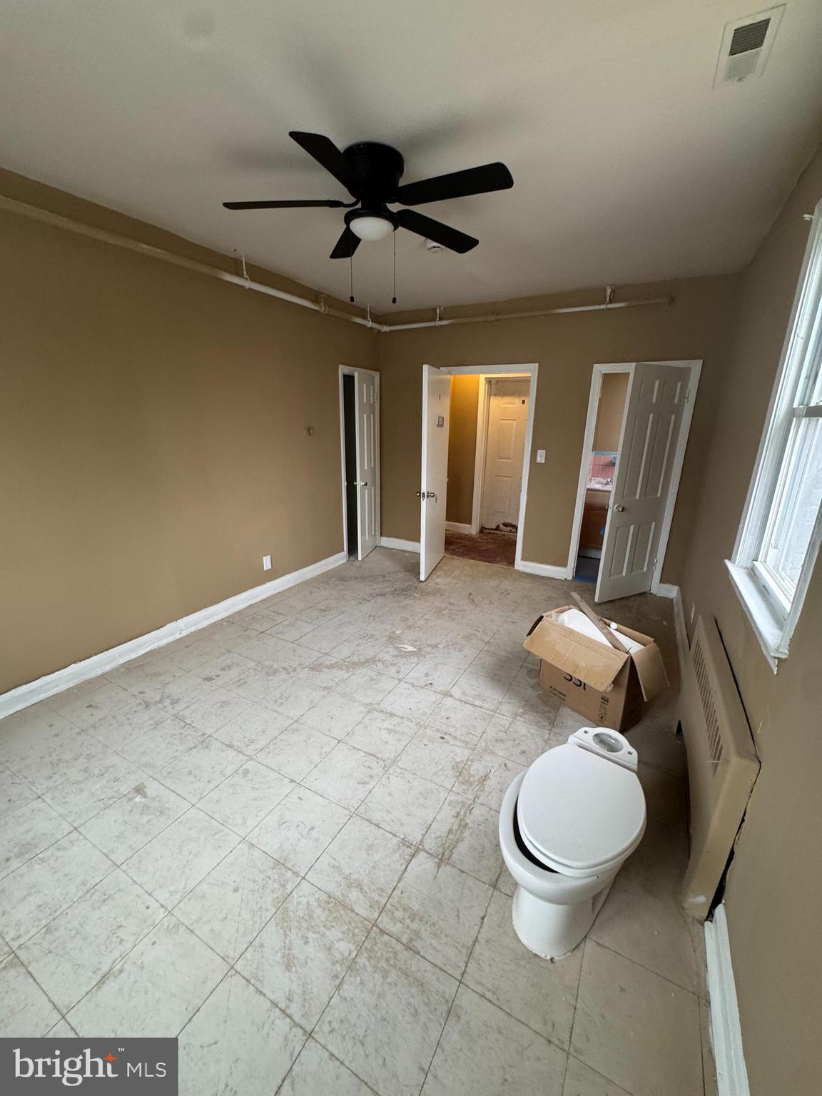 GREENSPRING - Commercial Sale