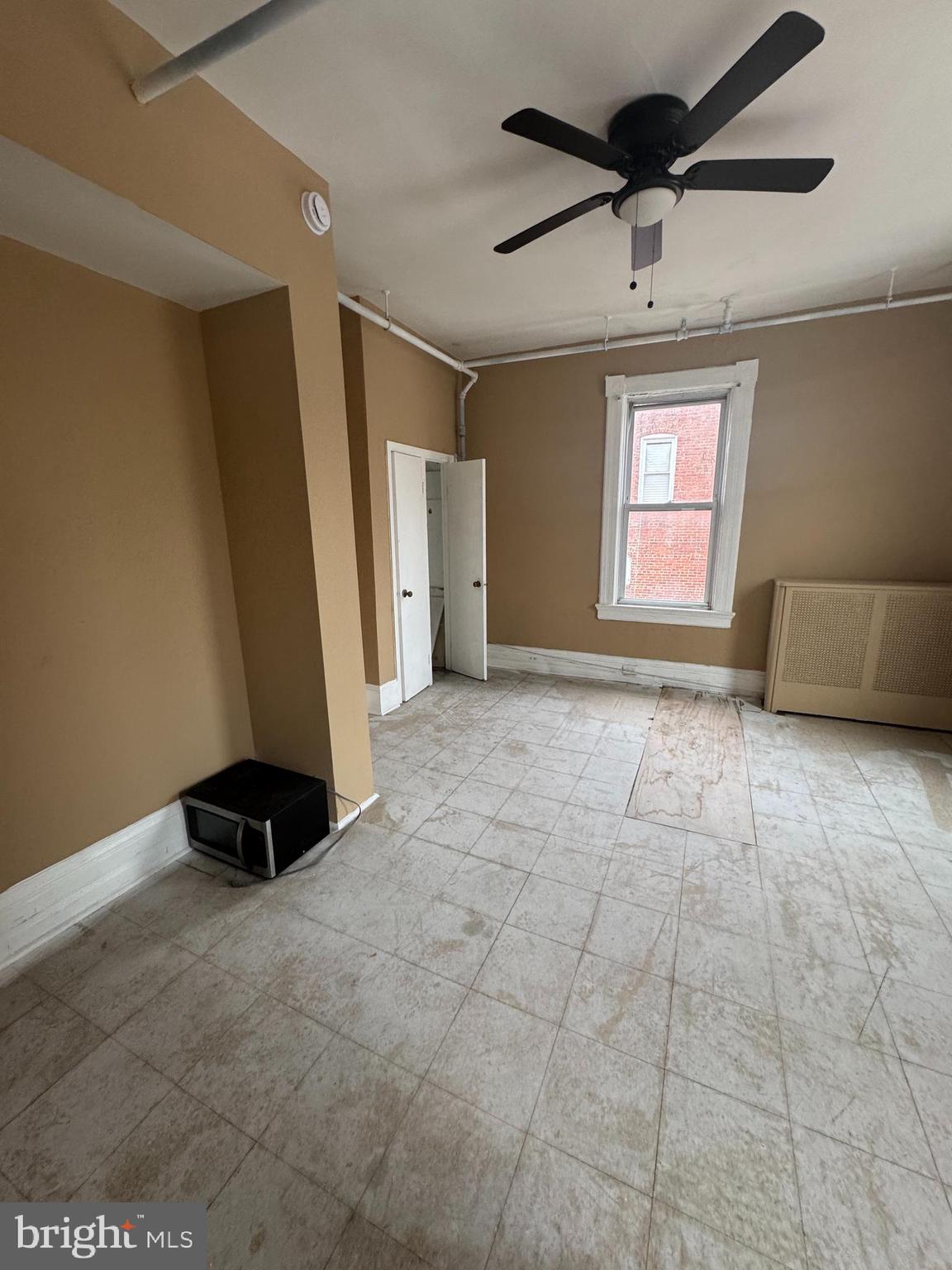 GREENSPRING - Commercial Sale