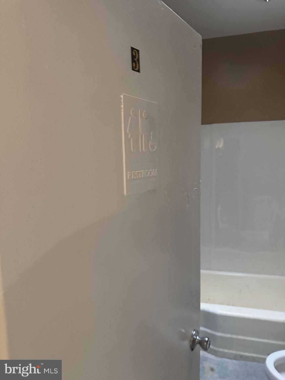 GREENSPRING - Commercial Sale