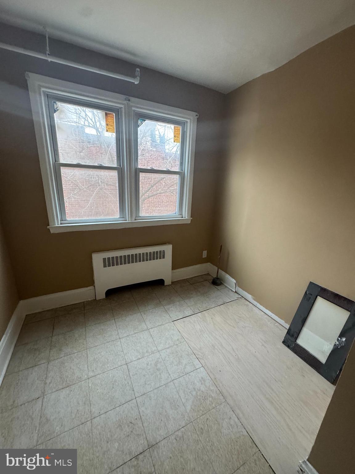 GREENSPRING - Commercial Sale