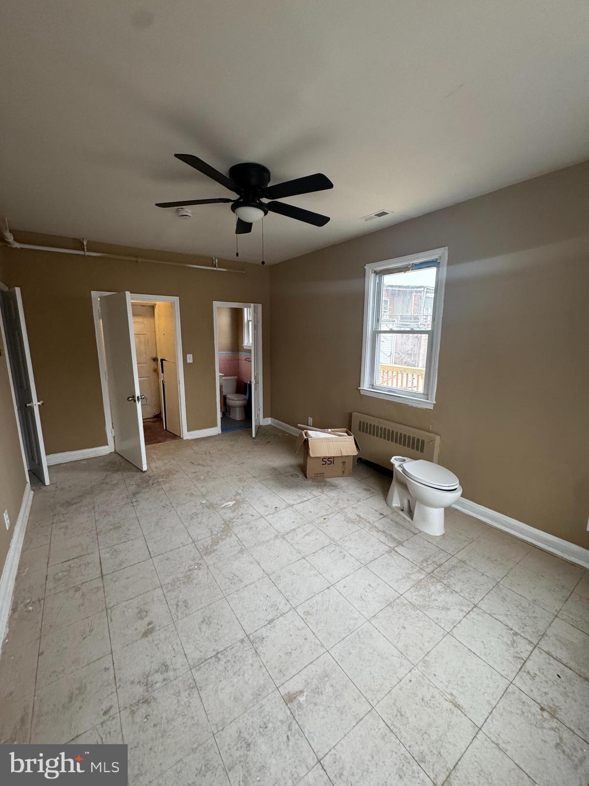 GREENSPRING - Commercial Sale