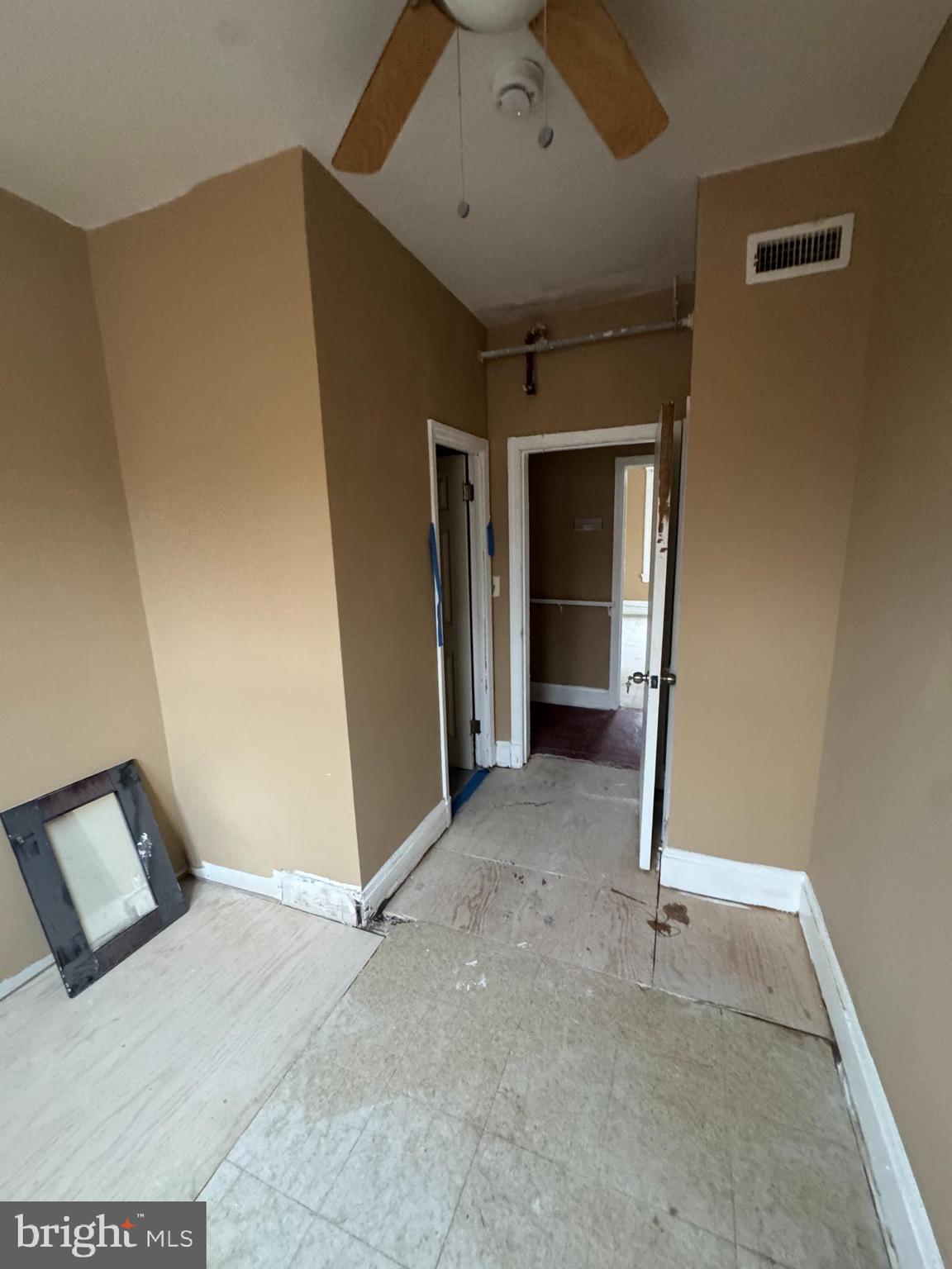 GREENSPRING - Commercial Sale