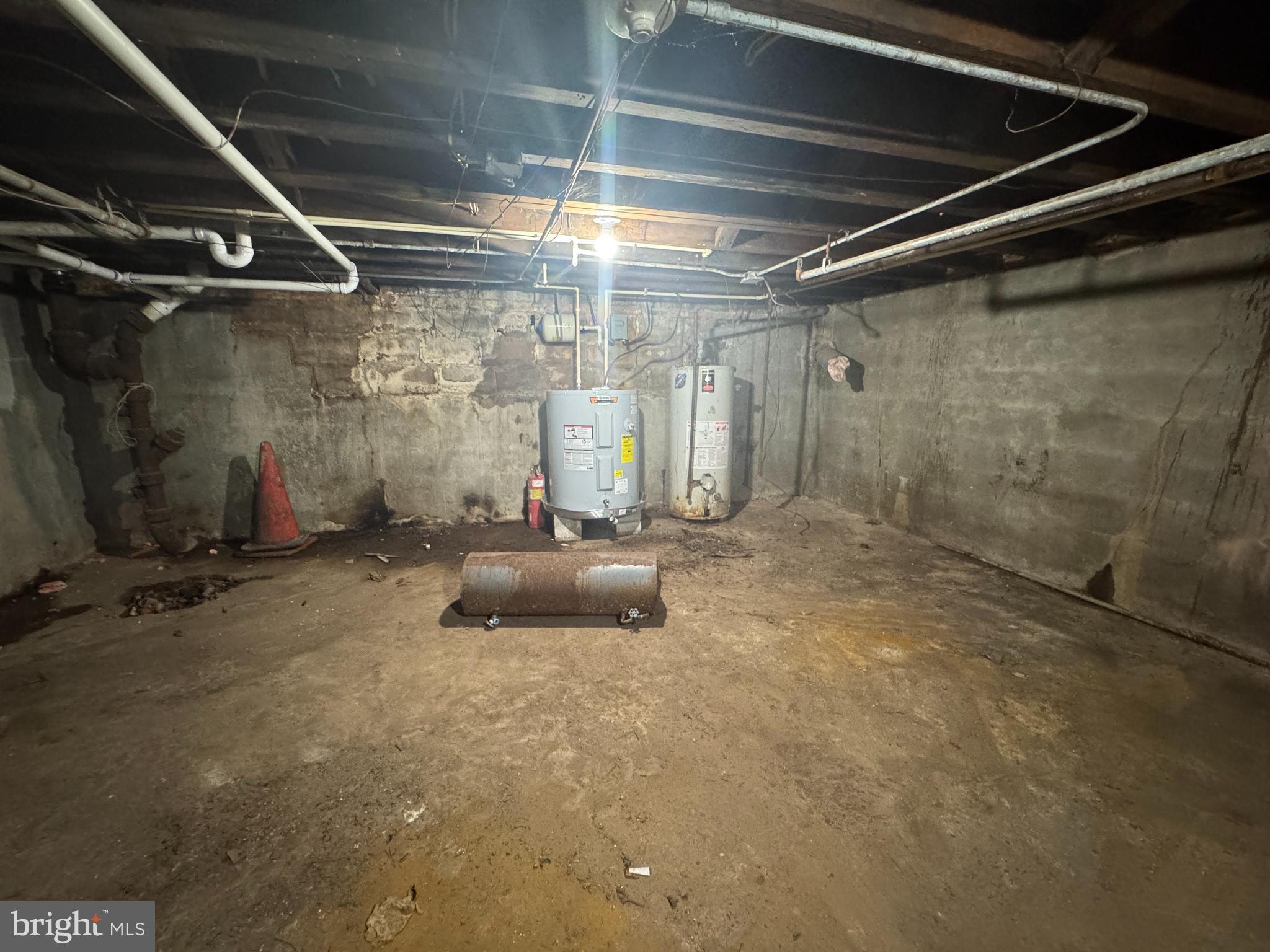 GREENSPRING - Commercial Sale