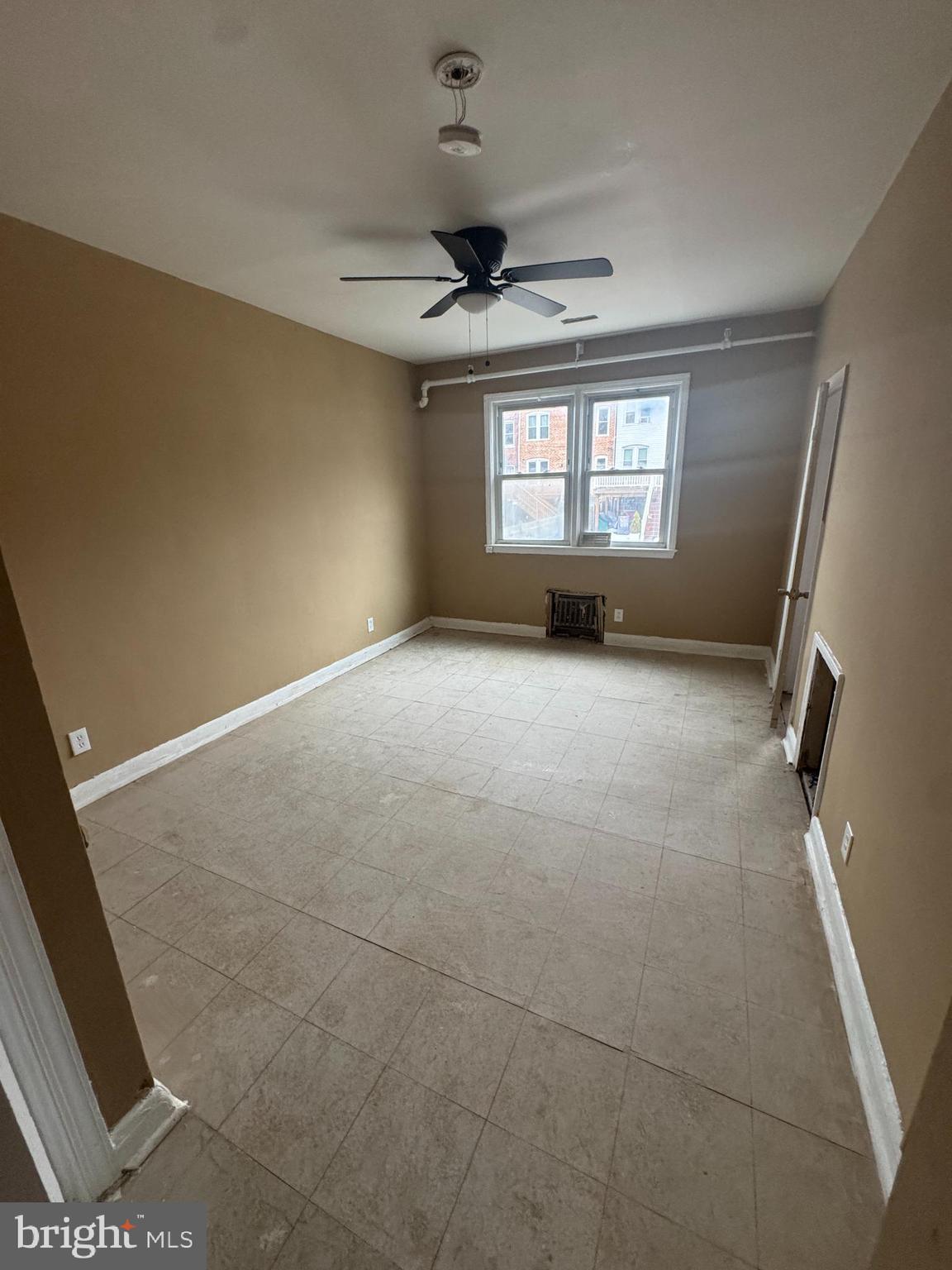 GREENSPRING - Commercial Sale