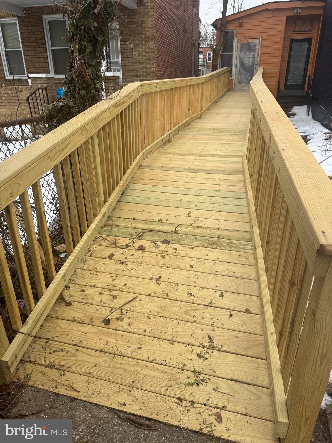 GREENSPRING - Commercial Sale