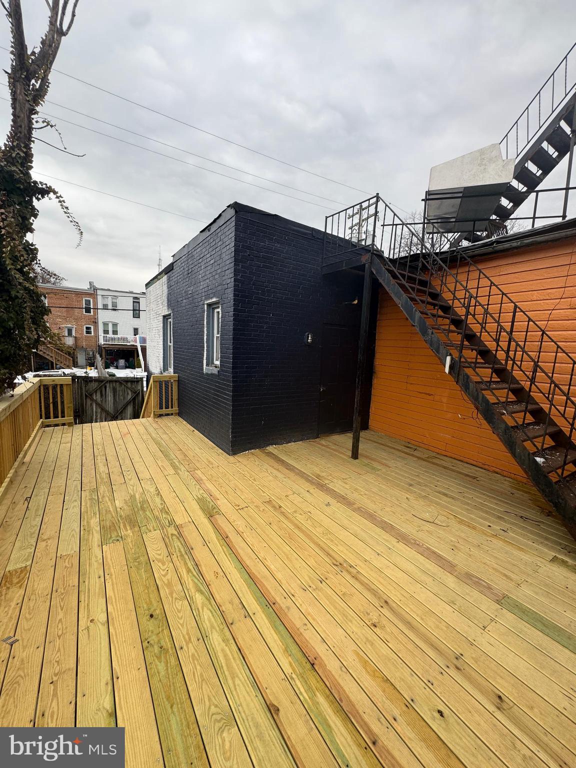 GREENSPRING - Commercial Sale