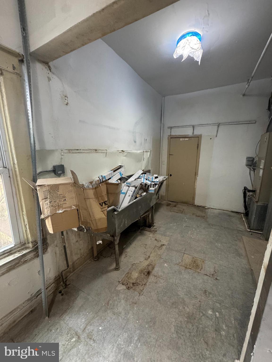 GREENSPRING - Commercial Sale