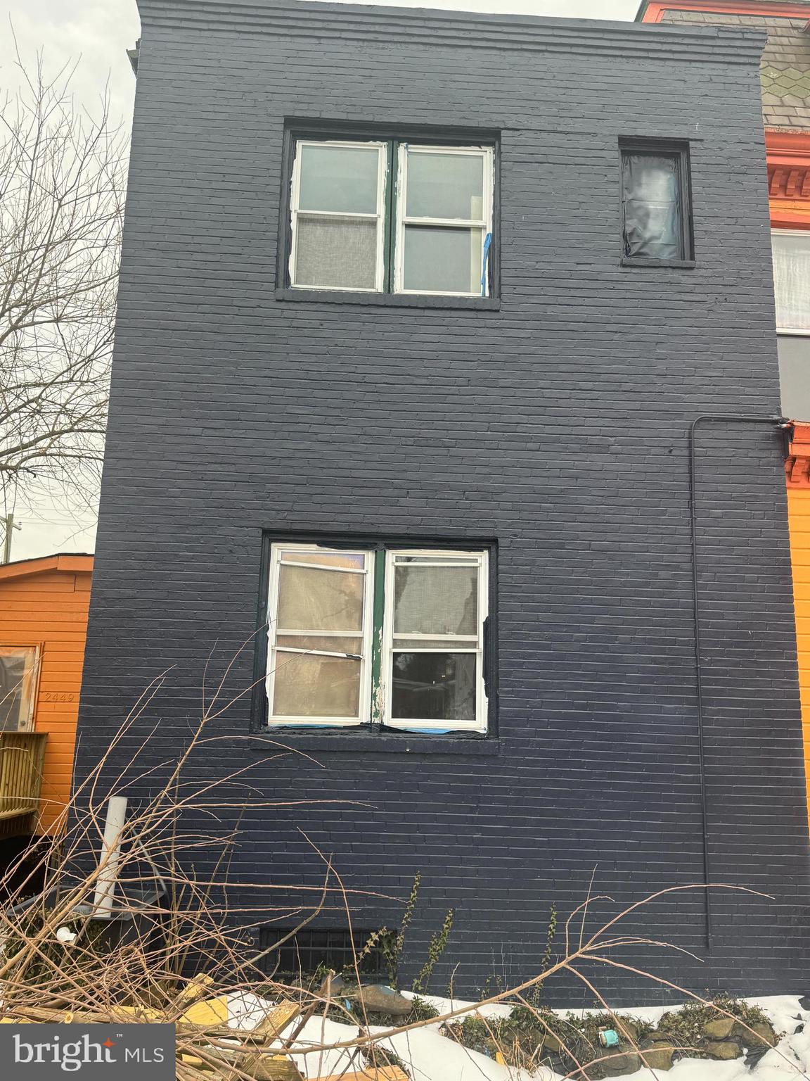 GREENSPRING - Commercial Sale