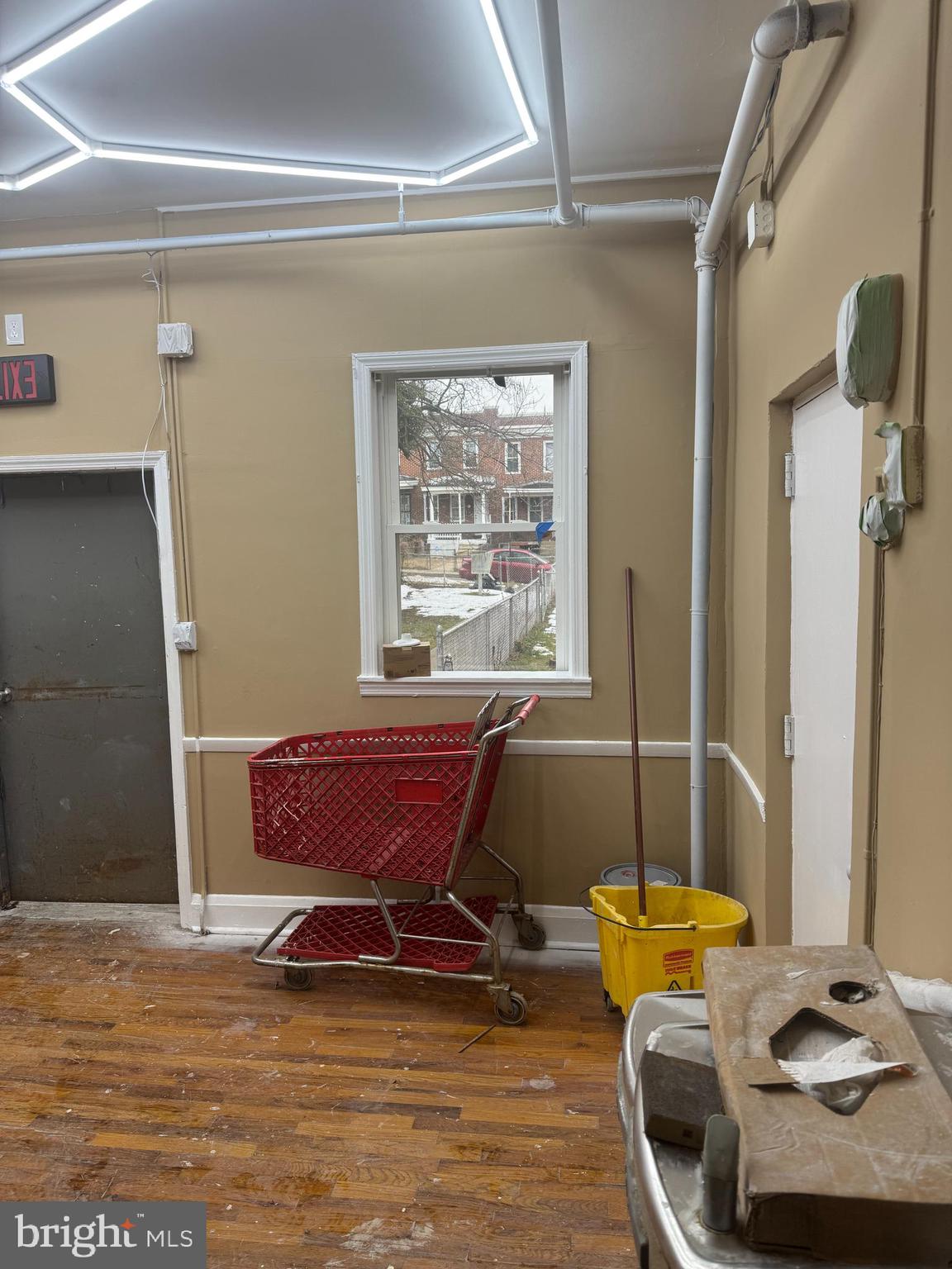 GREENSPRING - Commercial Sale