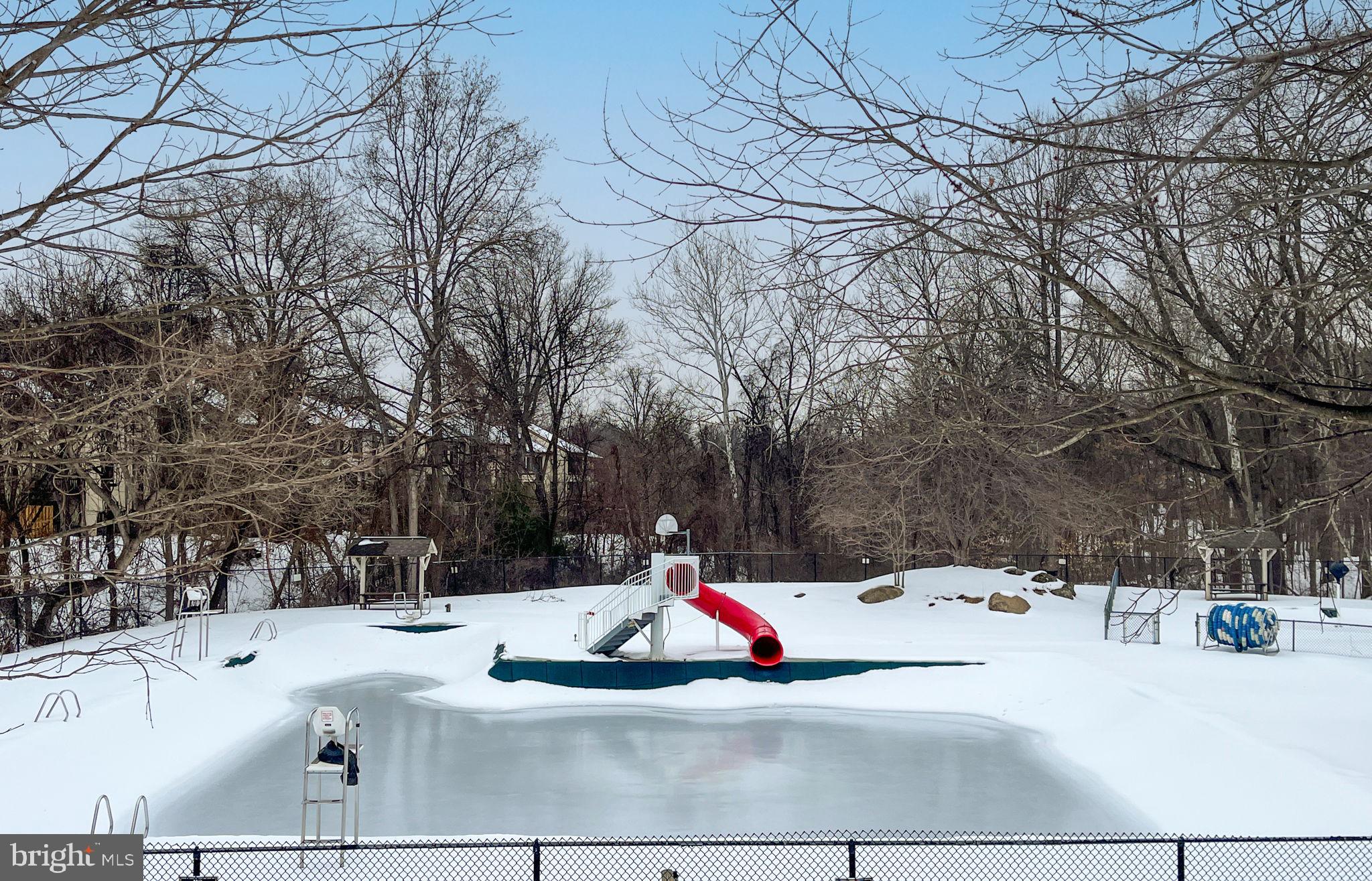 VOM VILLAGE CENTER - Residential