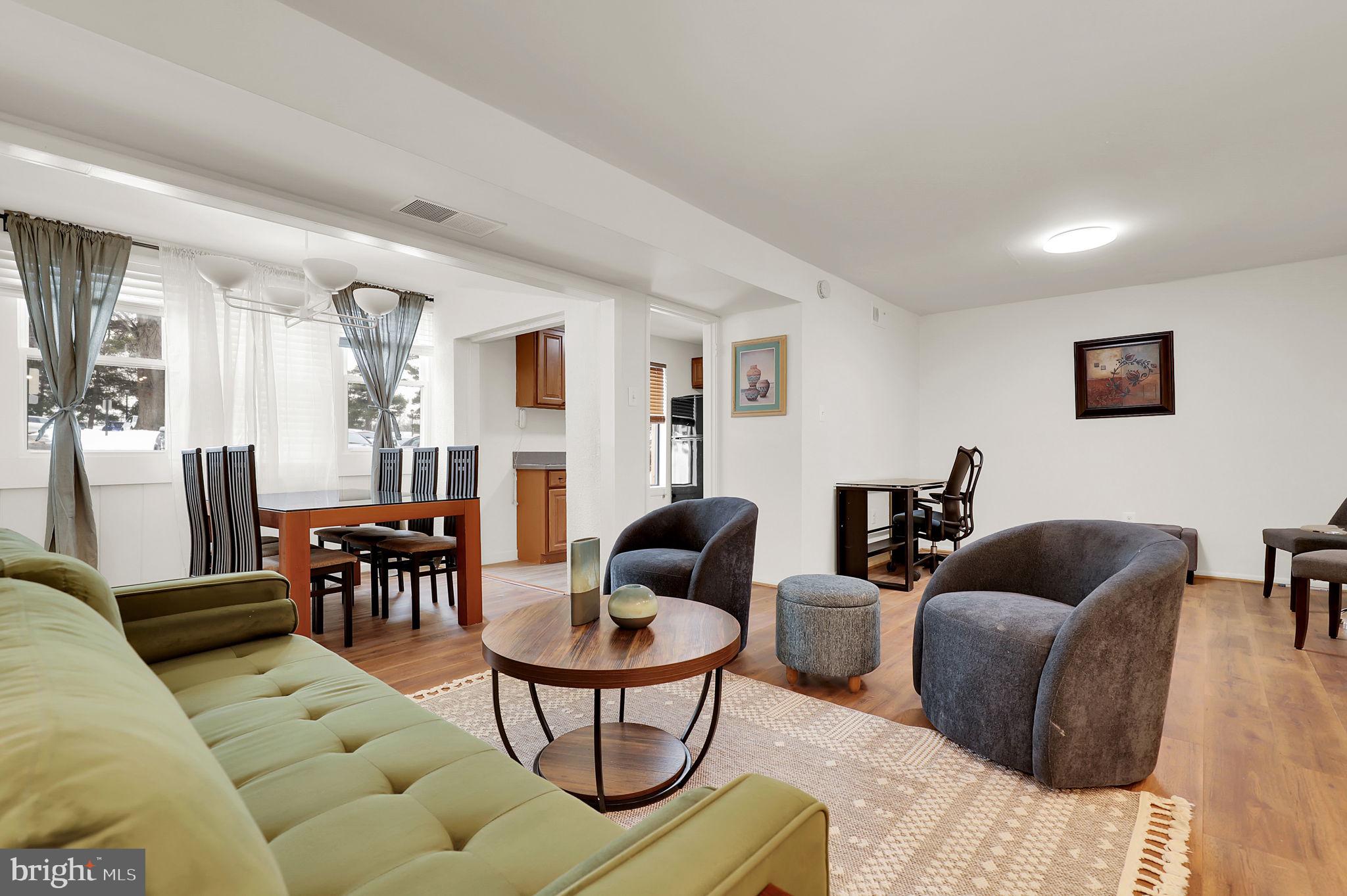 VOM VILLAGE CENTER - Residential