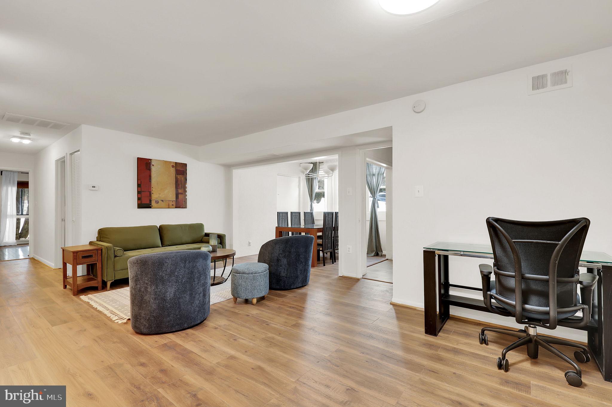 VOM VILLAGE CENTER - Residential