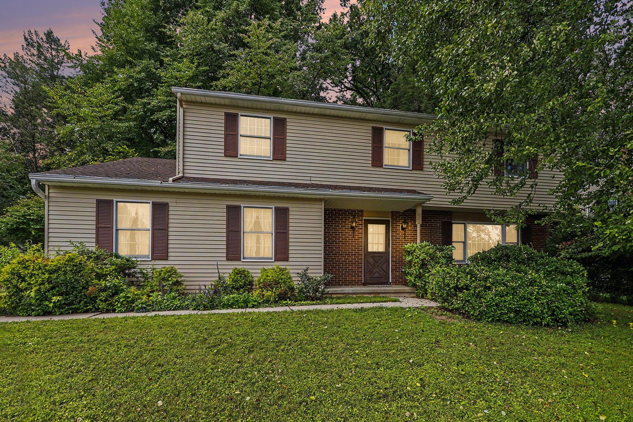 621 ENSMINGER DRIVE