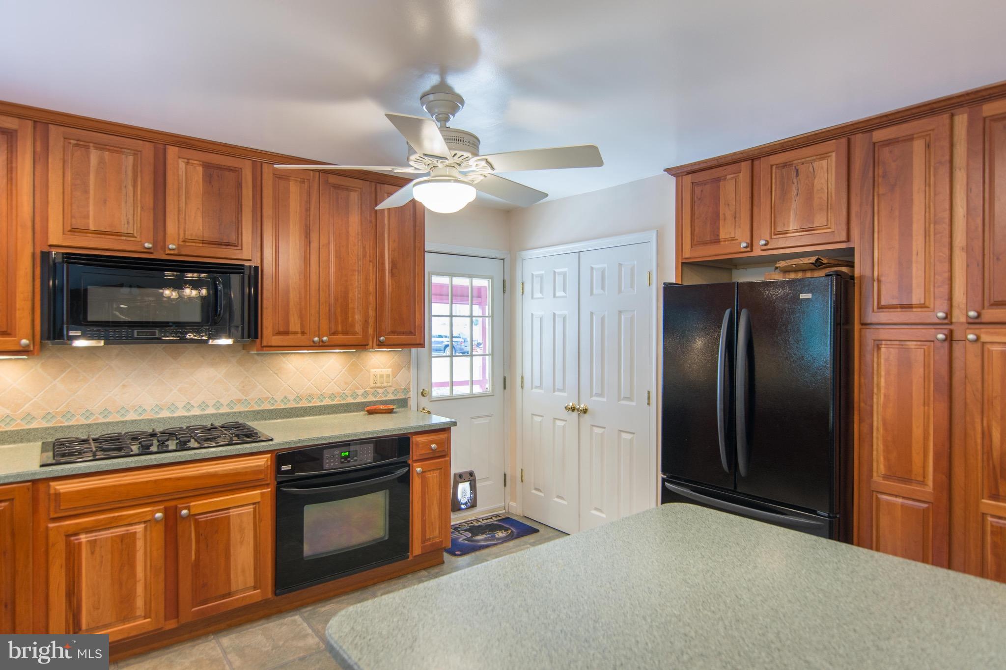 THE HIGHLANDS - Residential