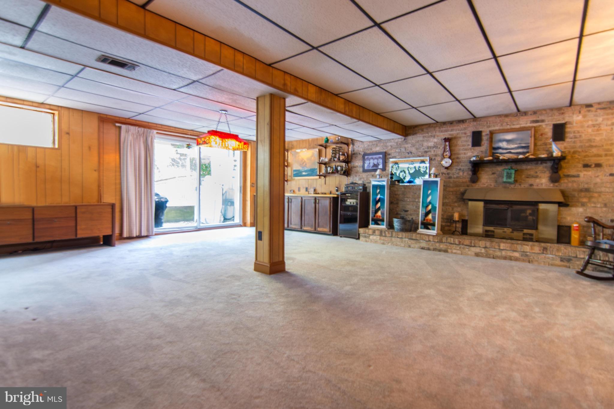 THE HIGHLANDS - Residential