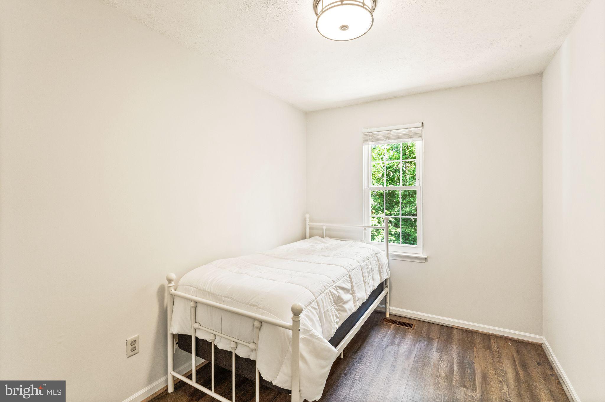 GLENWOOD MANOR - Residential