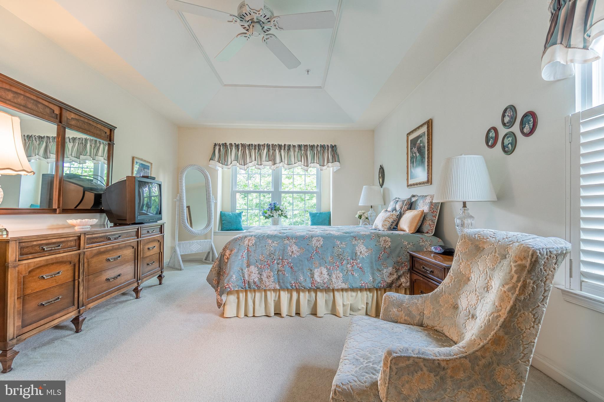 VALLEY VIEW - Residential