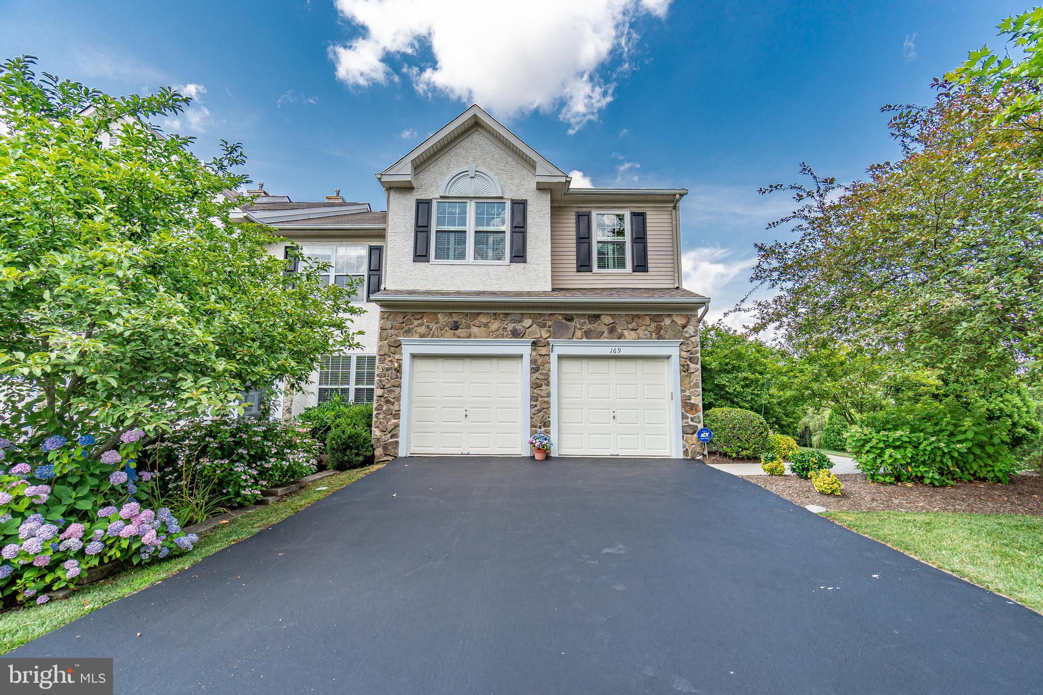 VALLEY VIEW - Residential