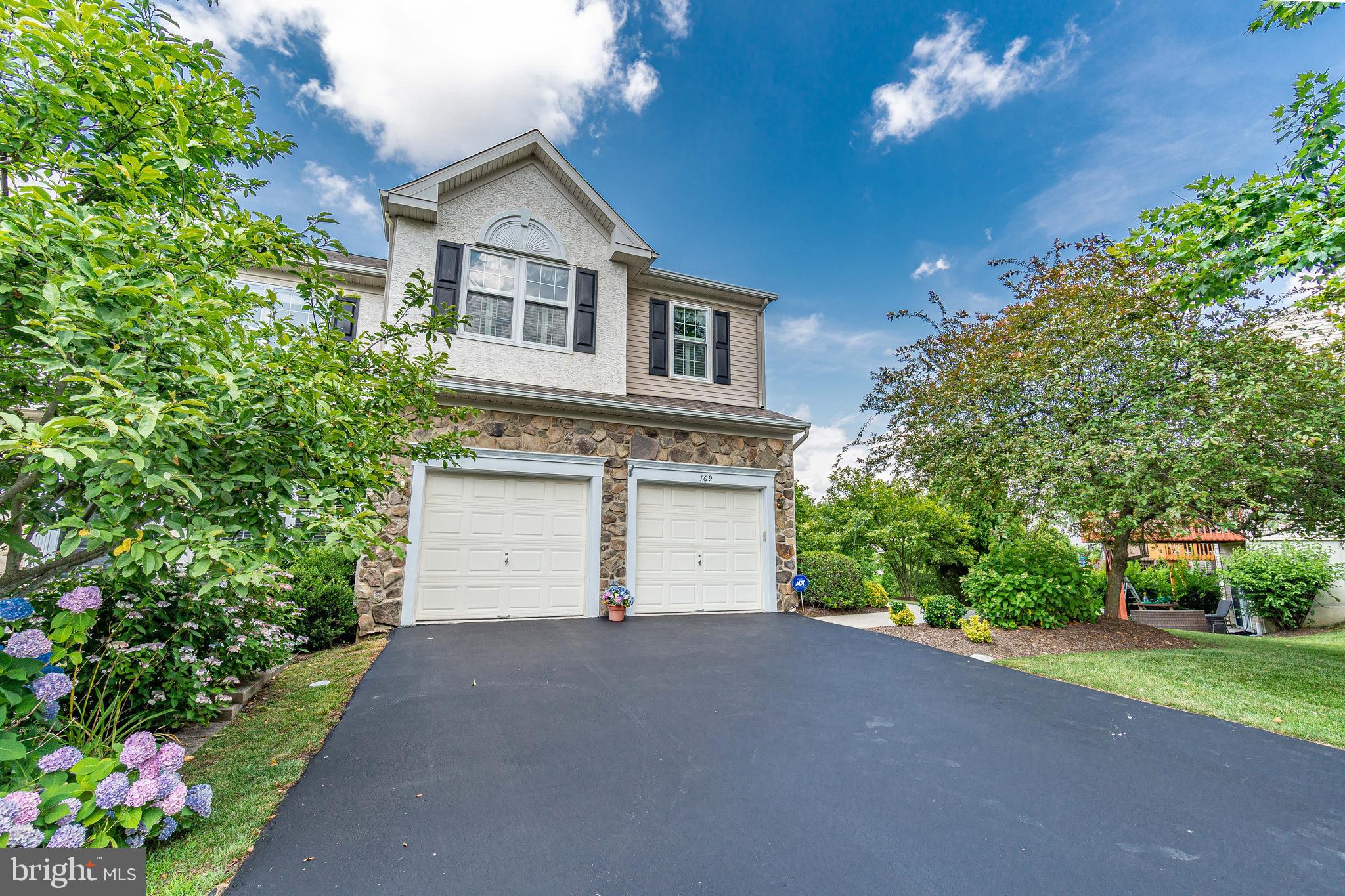 VALLEY VIEW - Residential