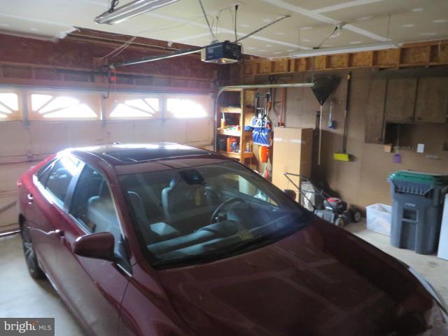 PARK RIDGE - Residential Lease